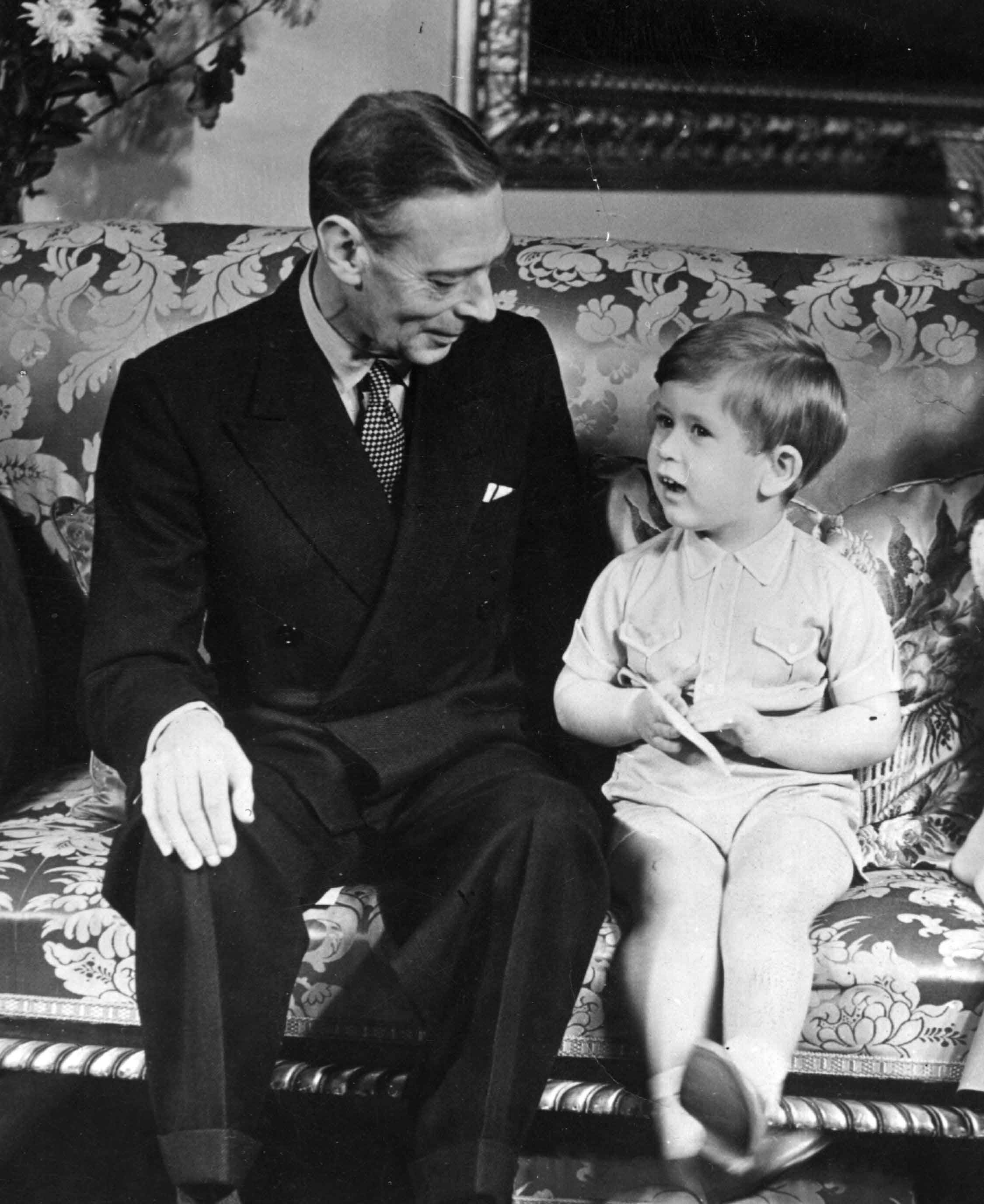Prince Charles with his grandfather, King VI, 1951 [2250×2753