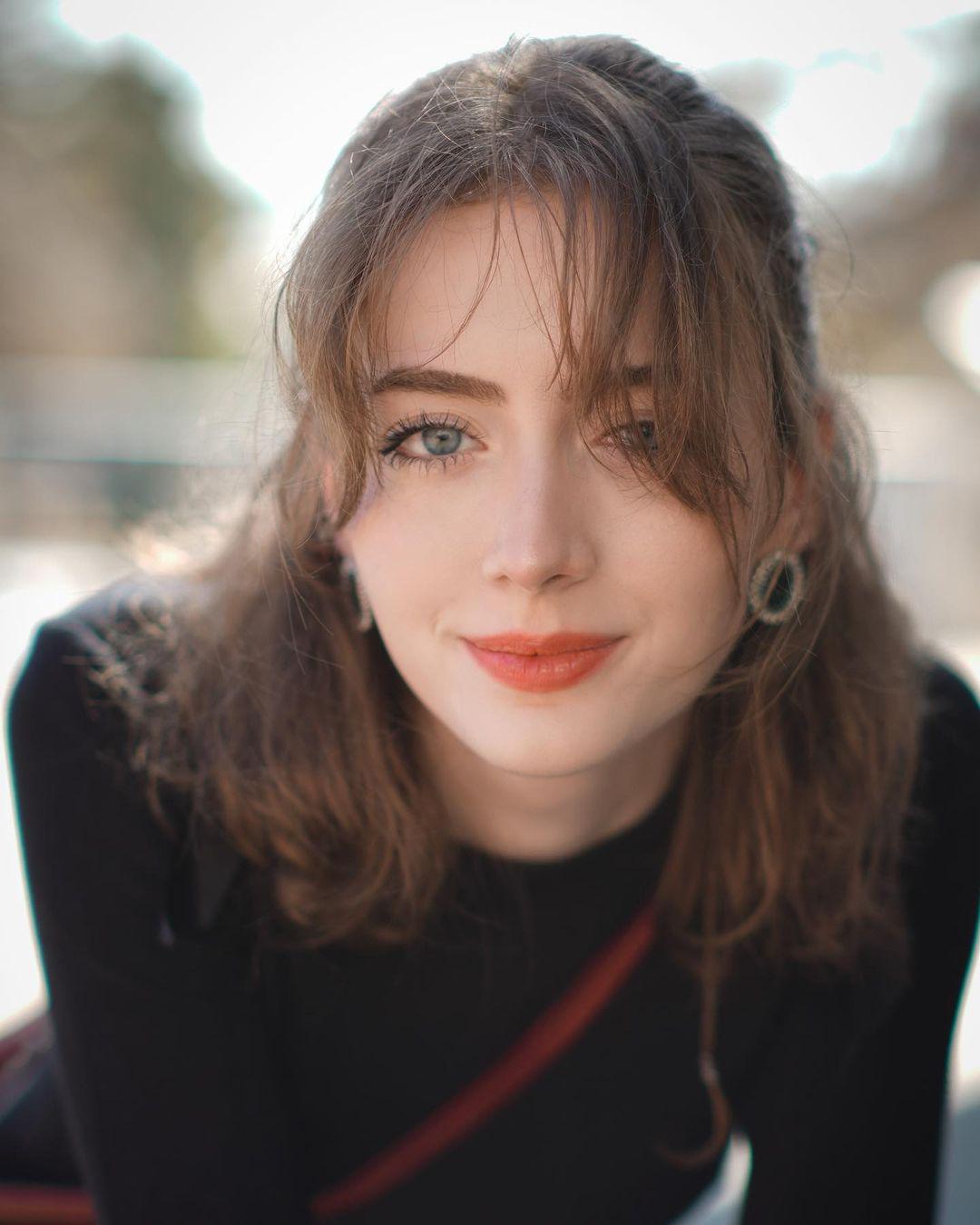 Ashlyn Sparks : PrettyGirls