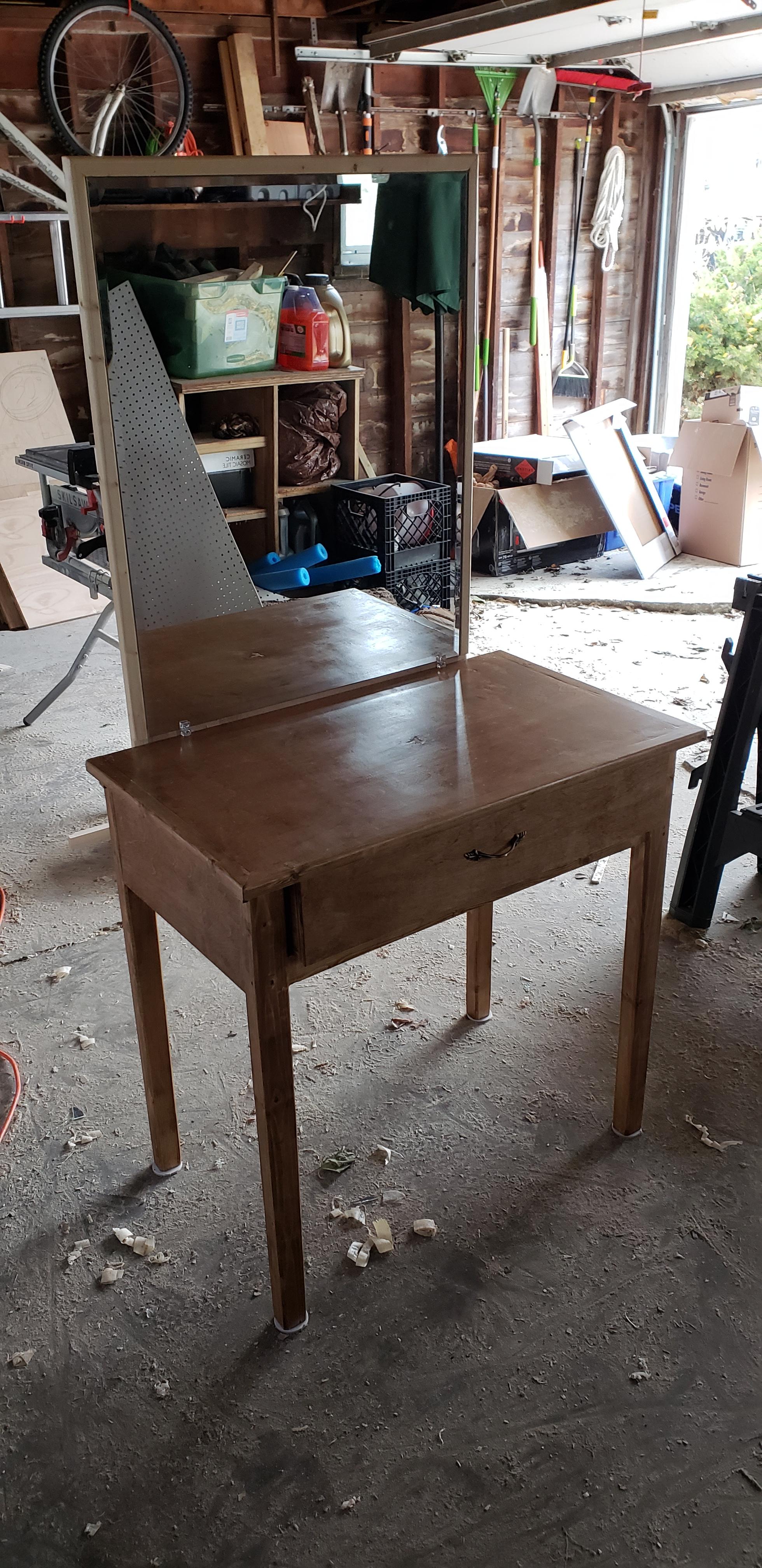 Finished my first real project, a vanity for Christmas r/woodworking