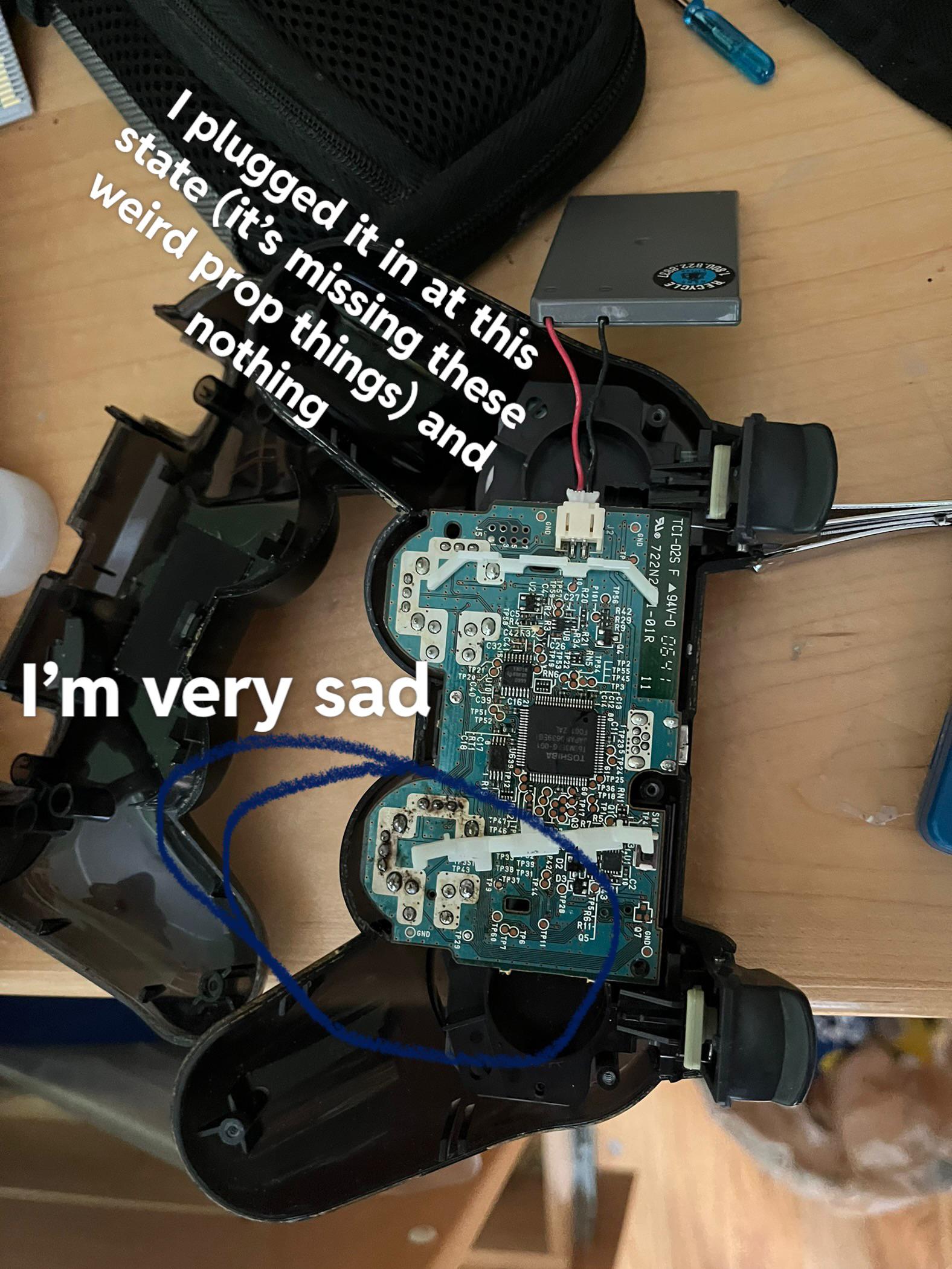 PS3 controller not working after I tried to desolder (and ended up not