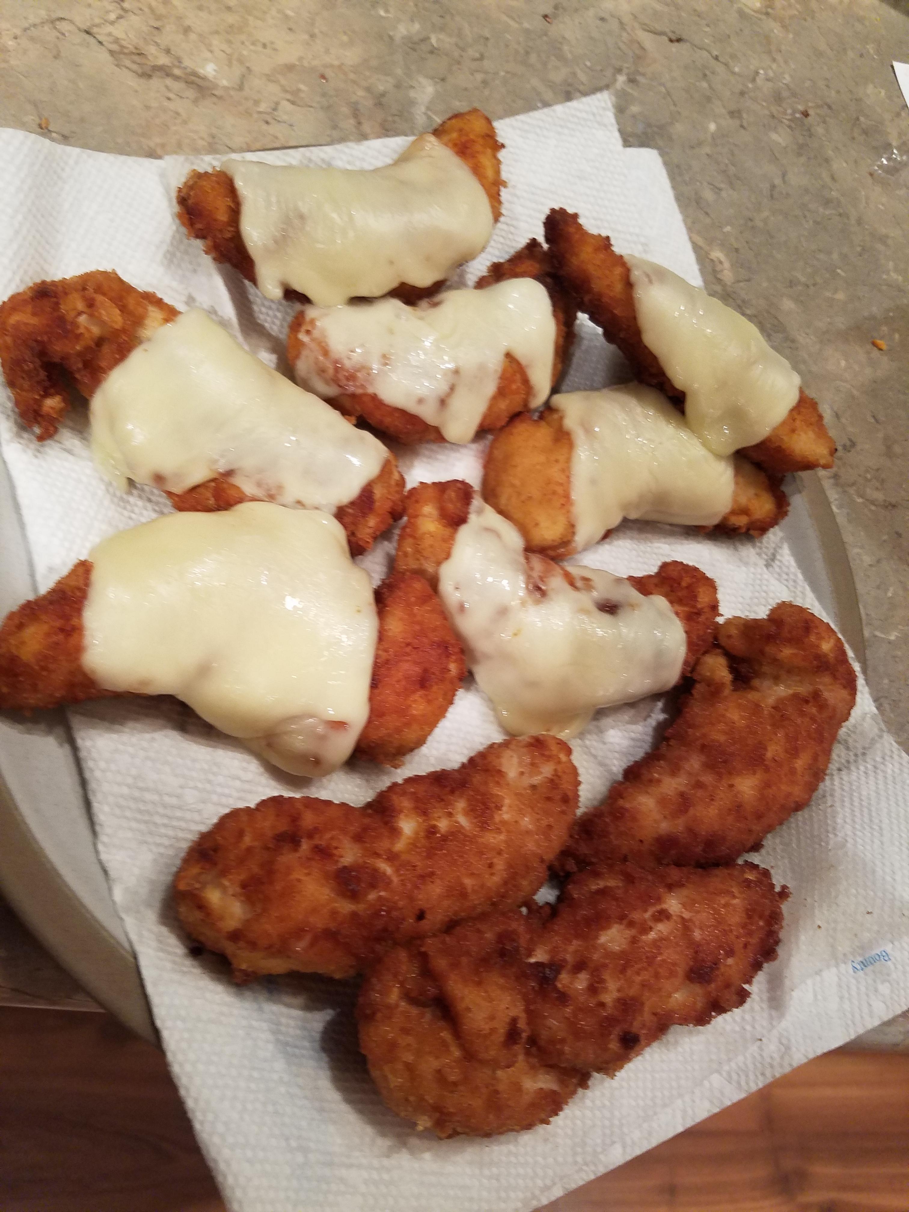 [Homemade] Chicken Tenderloins With(out) Mozzarella Cheese r/food
