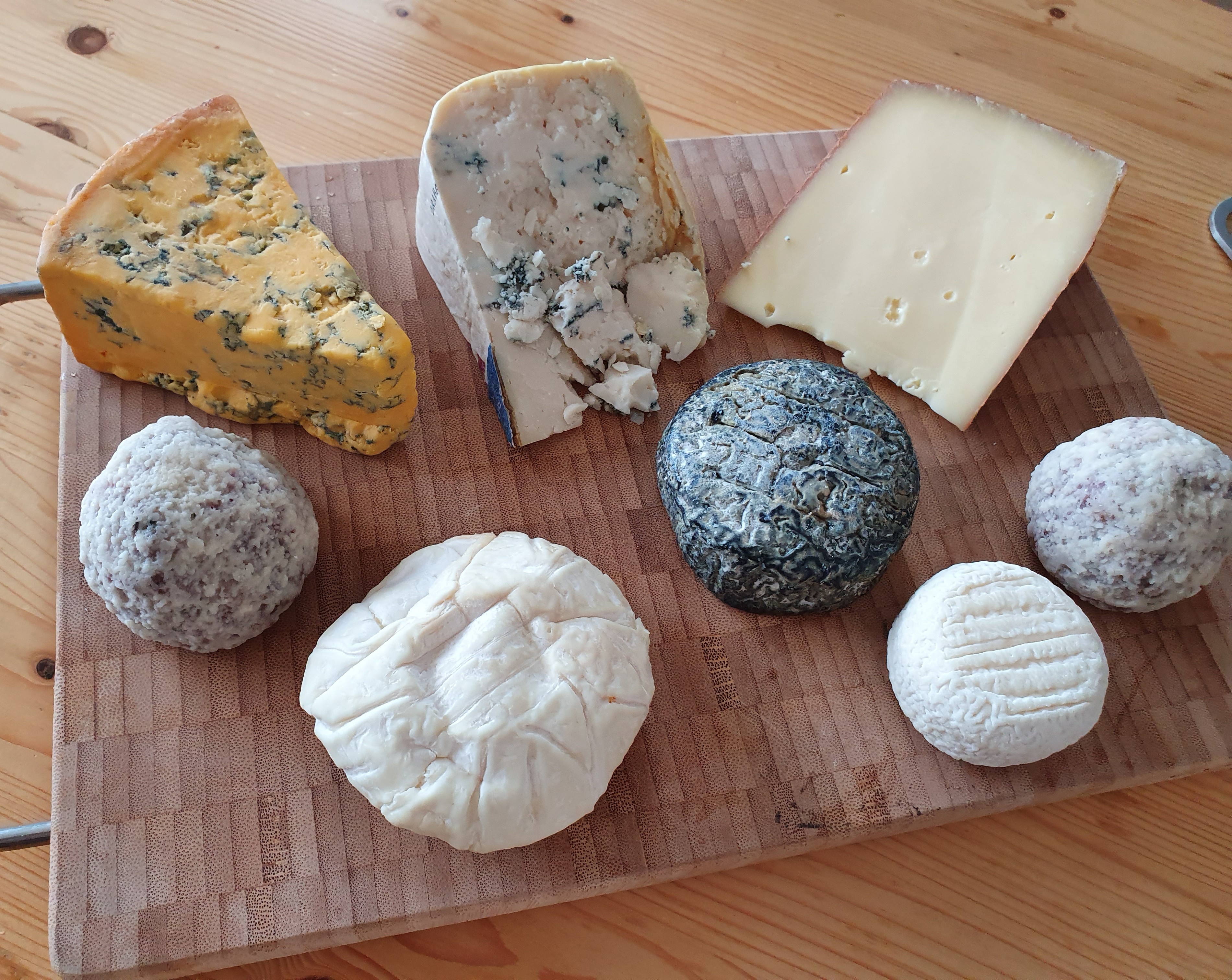 Some cheeses we had during todays beershare. Shropshire blue, Blue