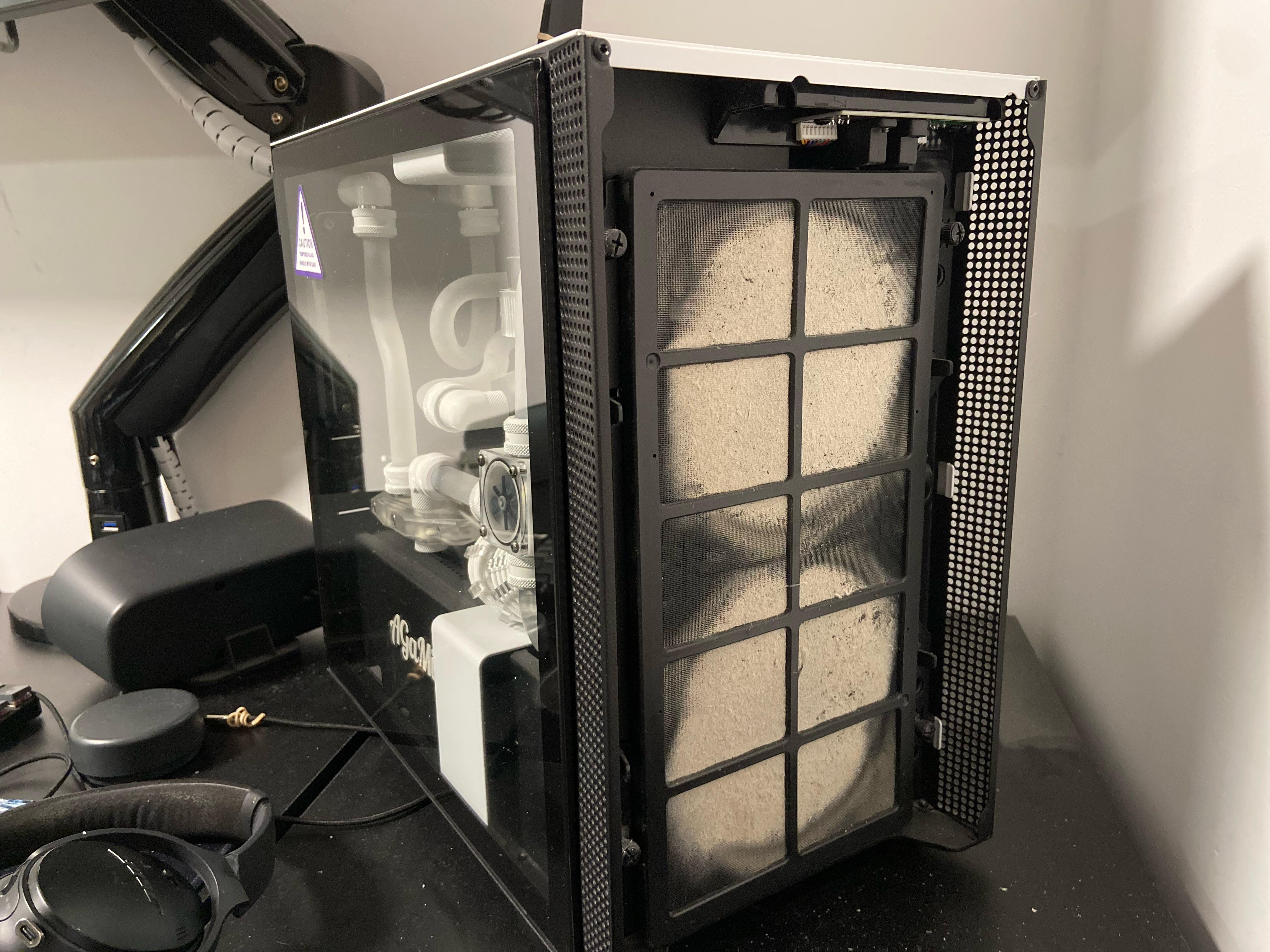And I was wondering why the coolant is so hot lately r/watercooling