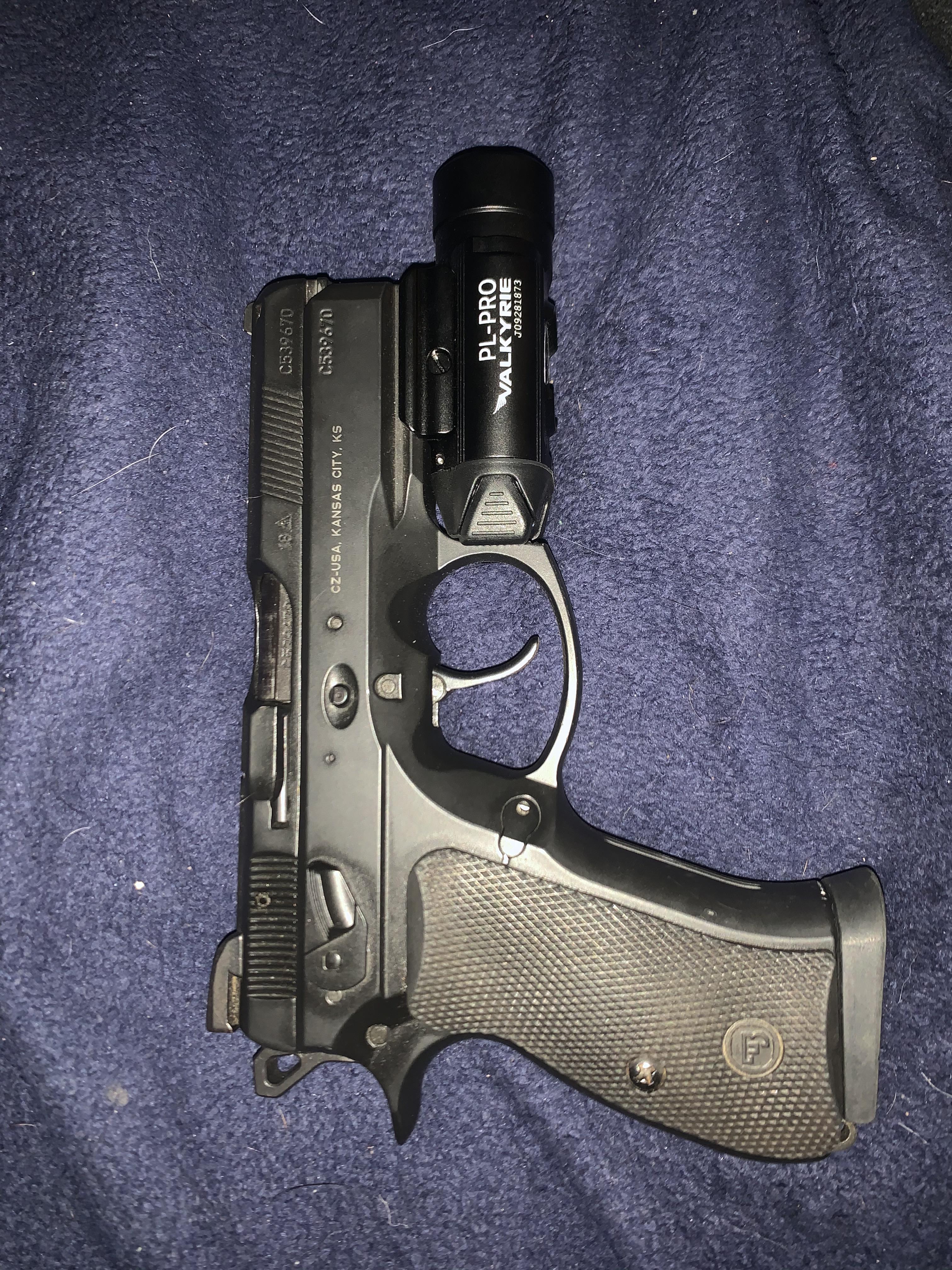 IWB holster for CZ75 P01 omega? With olight PLPRO Valkyrie light on it? r/CZFirearms