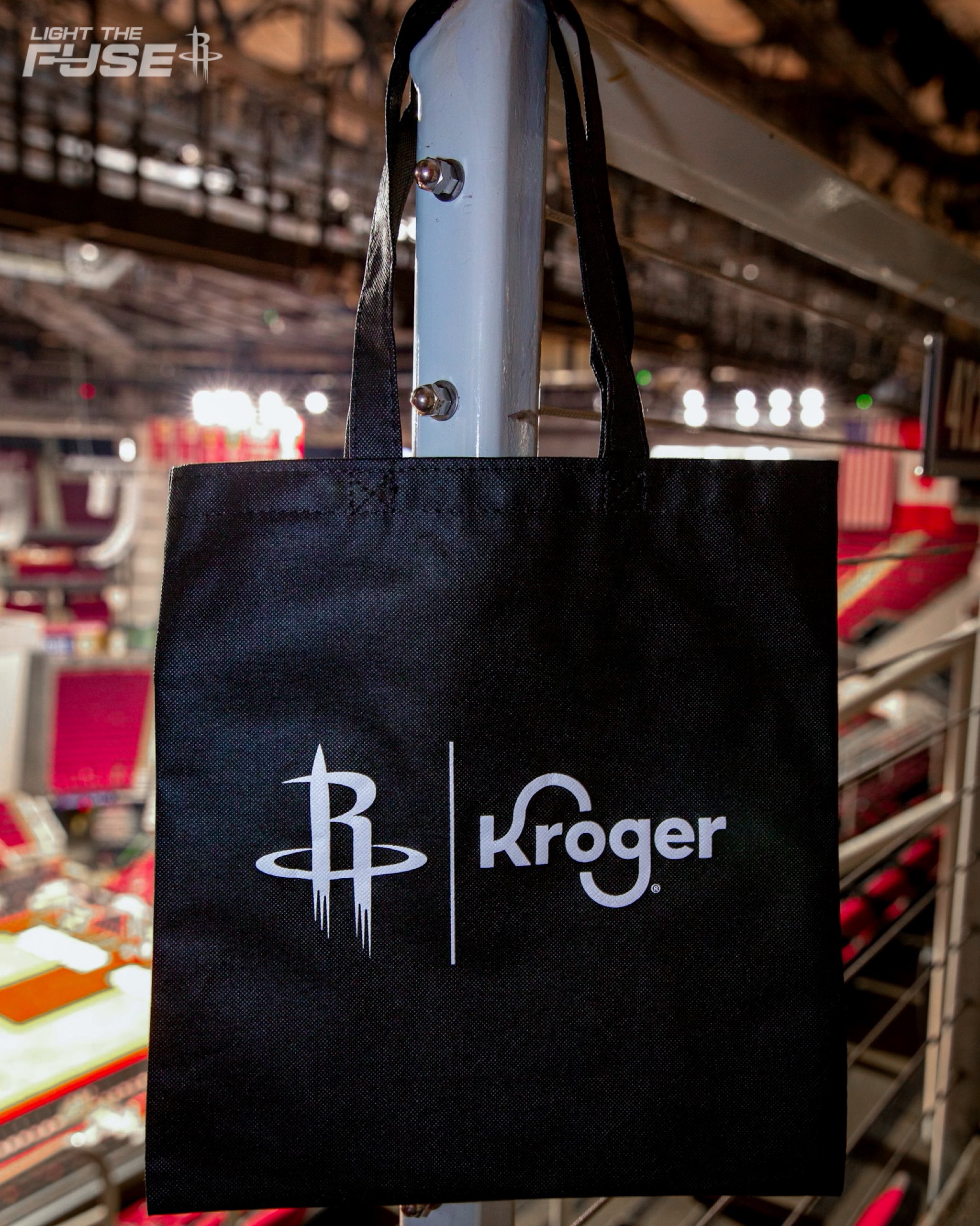 [Houston Rockets] The first 3,000 fans attending tonight's game will