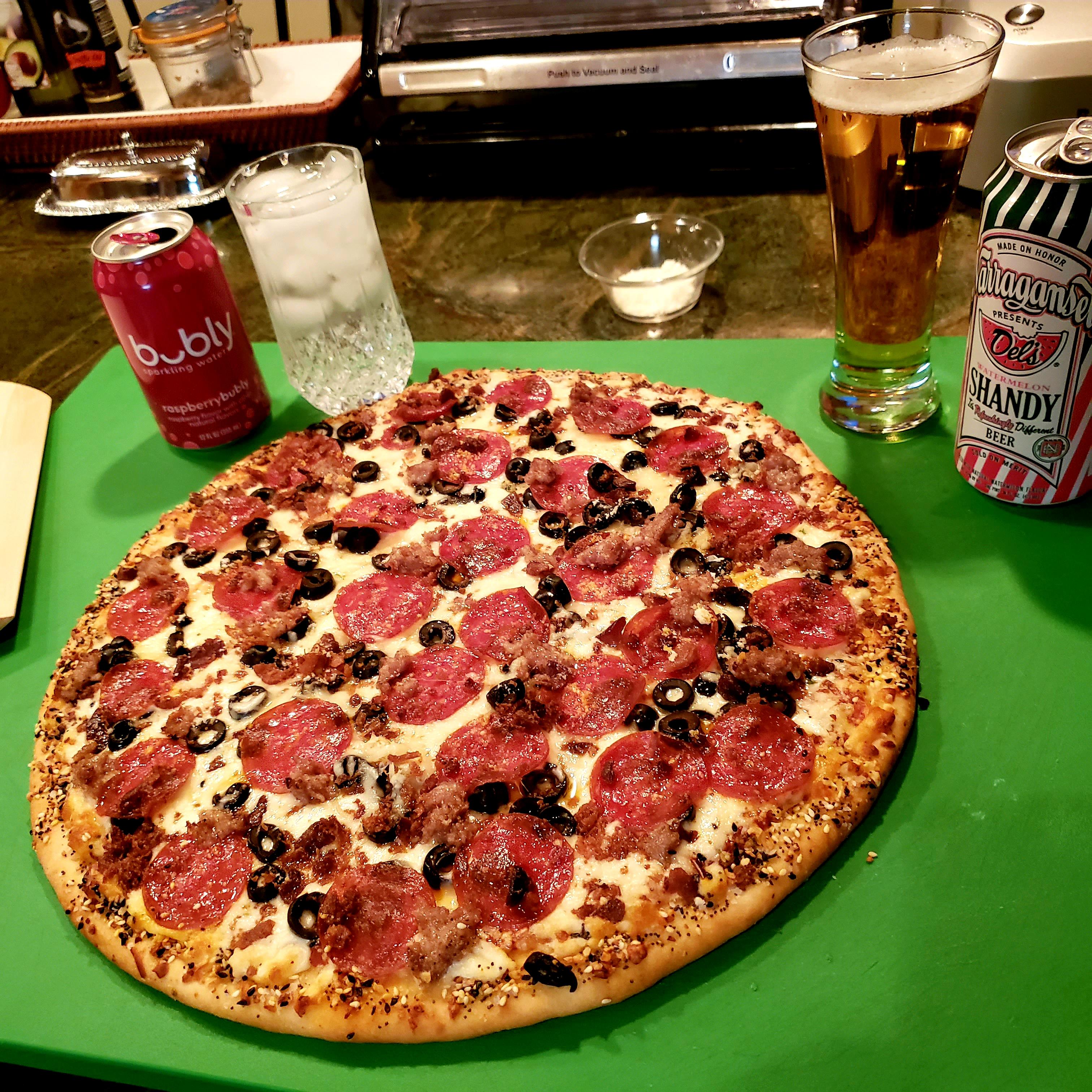 [Homemade] 3 Meat and black olive pizza with everything bagel seasoned