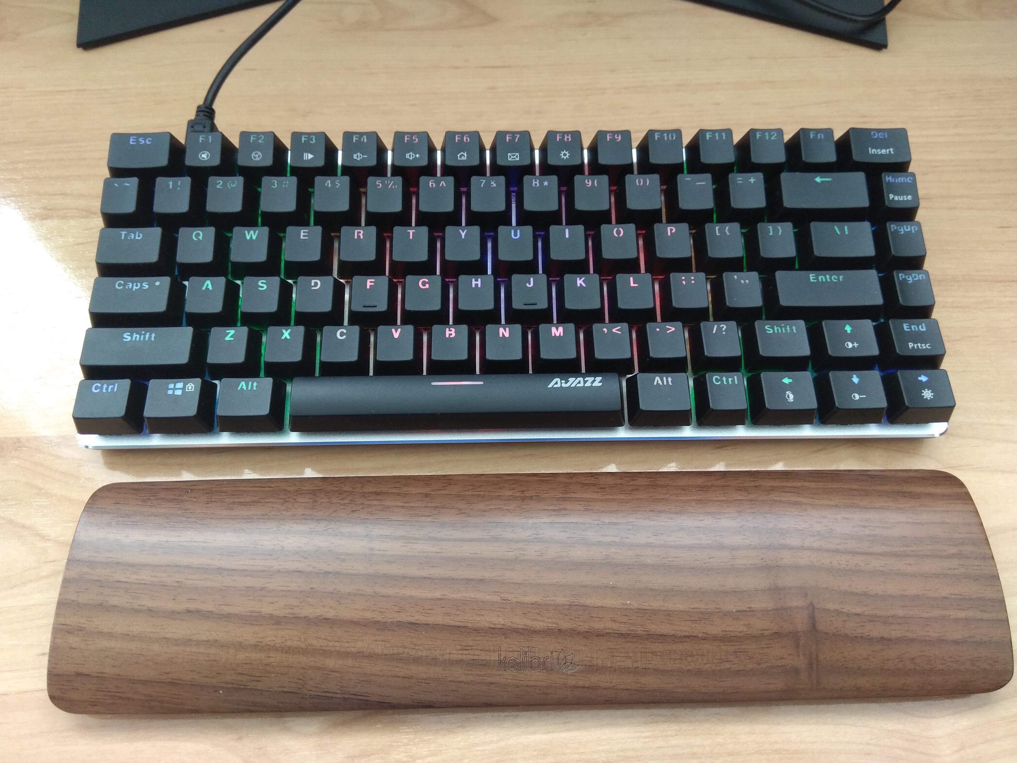 cheap but cool: Ajazz AK33 with blue switches : r/MechanicalKeyboards