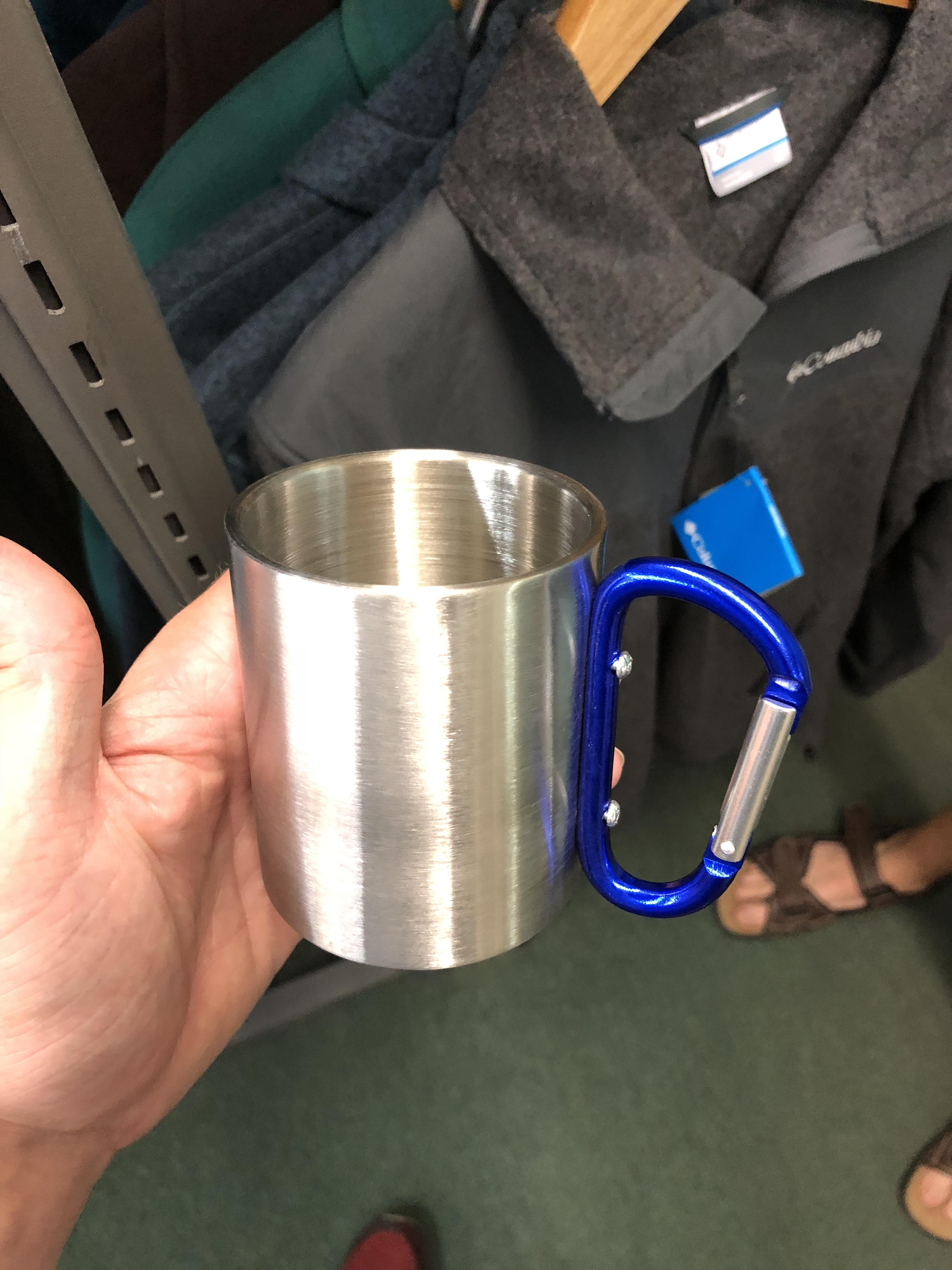 This mug with a carabiner as the handle r/mildlyinteresting