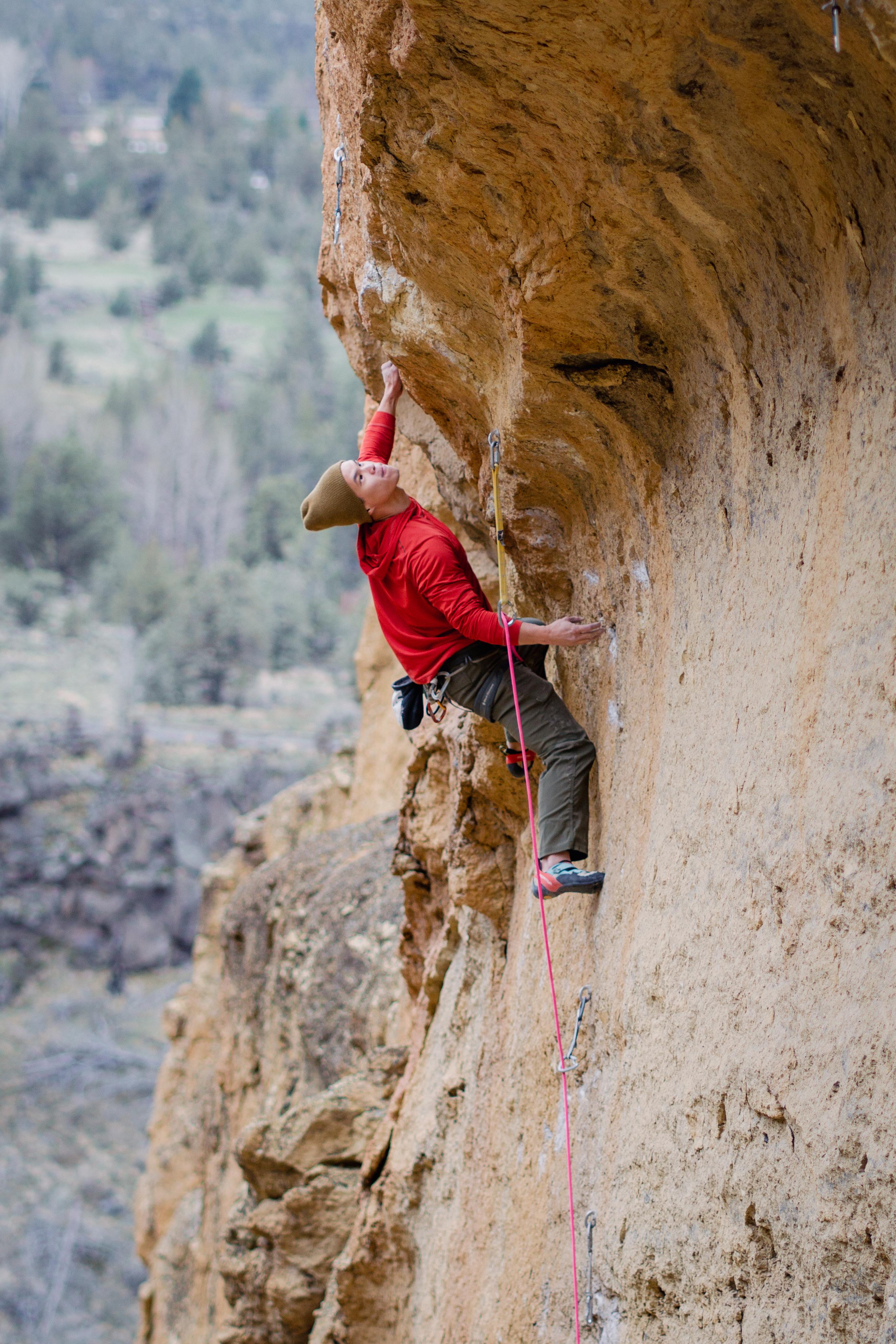 49 Hilarious Rock Climbing Caption Puns Punstoppable 🛑