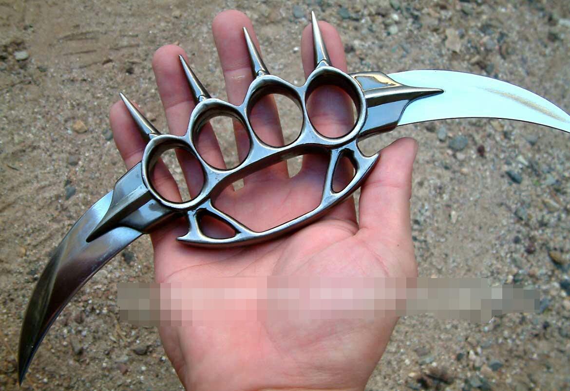BLADED BRASS KNUCKLES r/mallninjashit