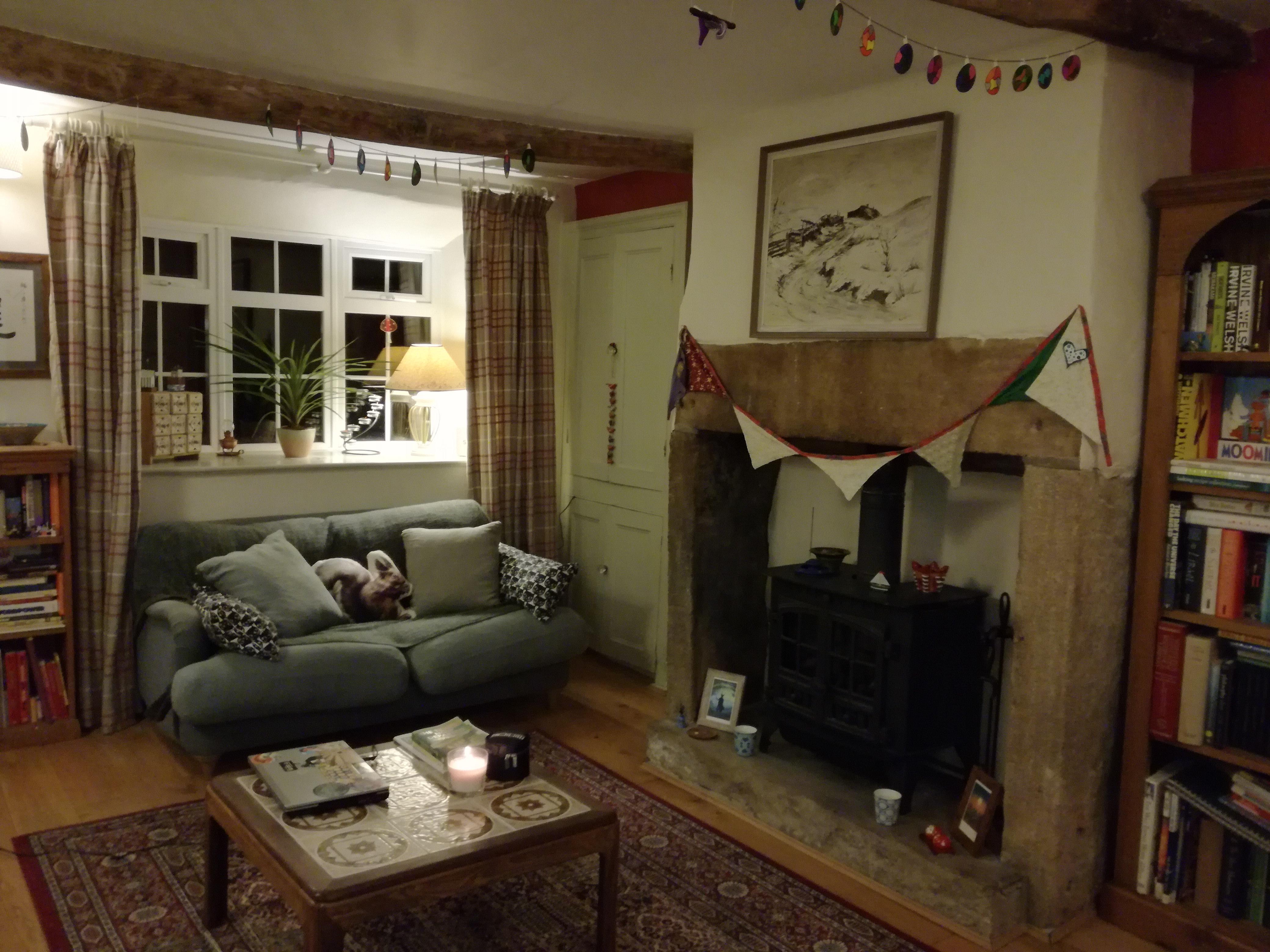 Our cosy living room, West Yorkshire r/AmateurRoomPorn