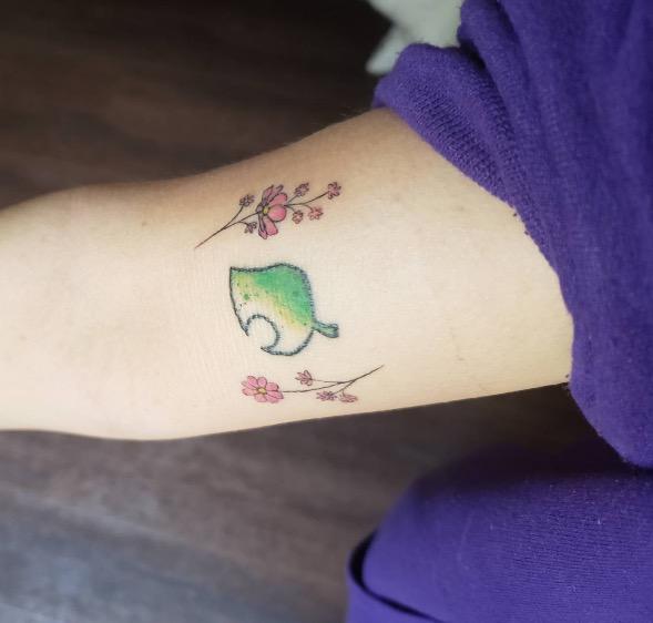 Added watercolor and pink cosmos (my favorite ac flower) around my lil