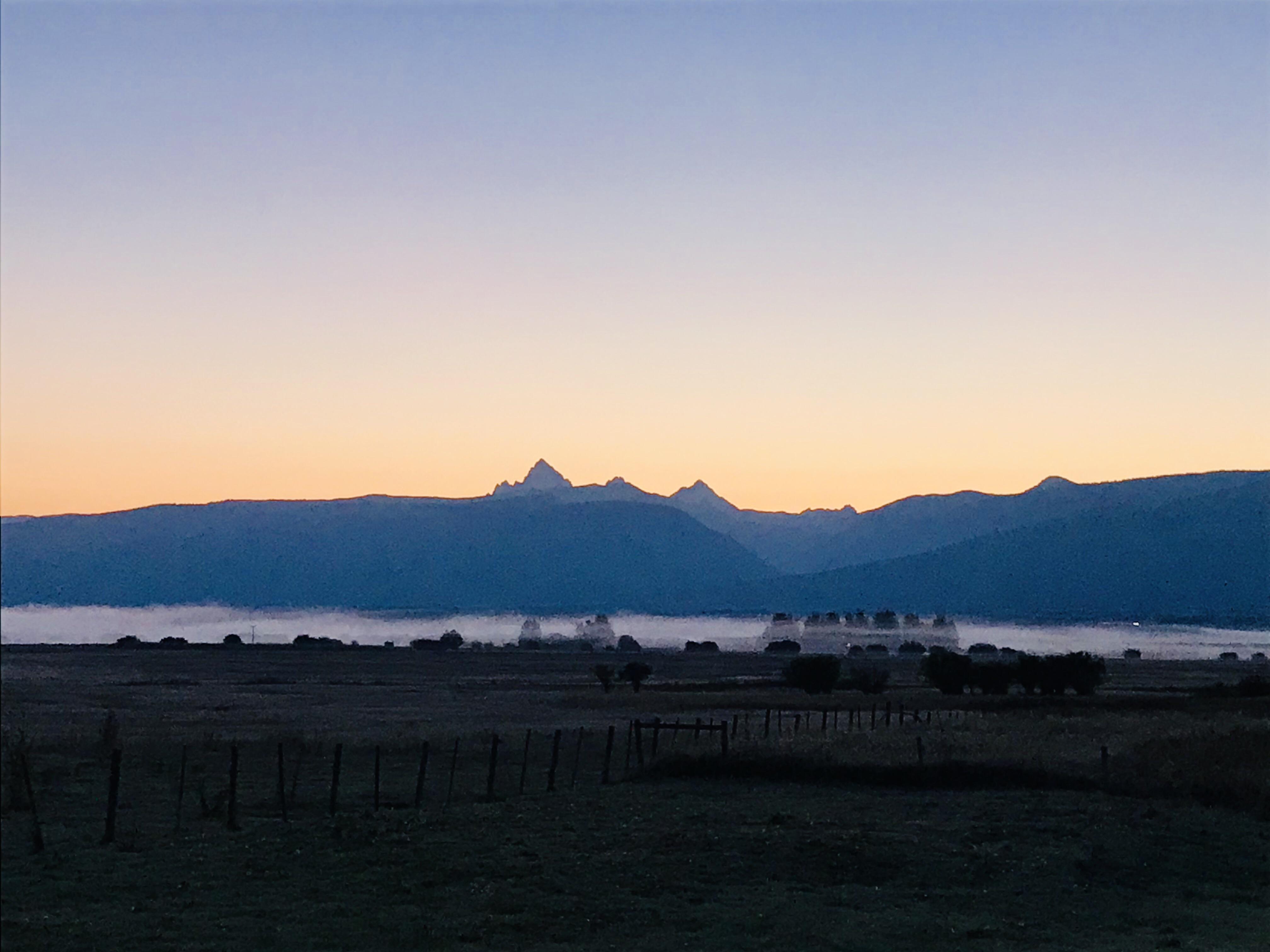 View from Victor Idaho this morning r/GrandTetonNatlPark