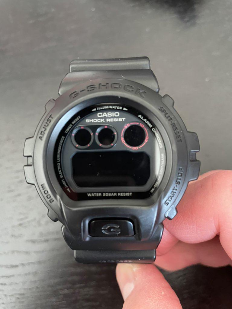 It only took ten years for the battery to run out. Not bad at all! r