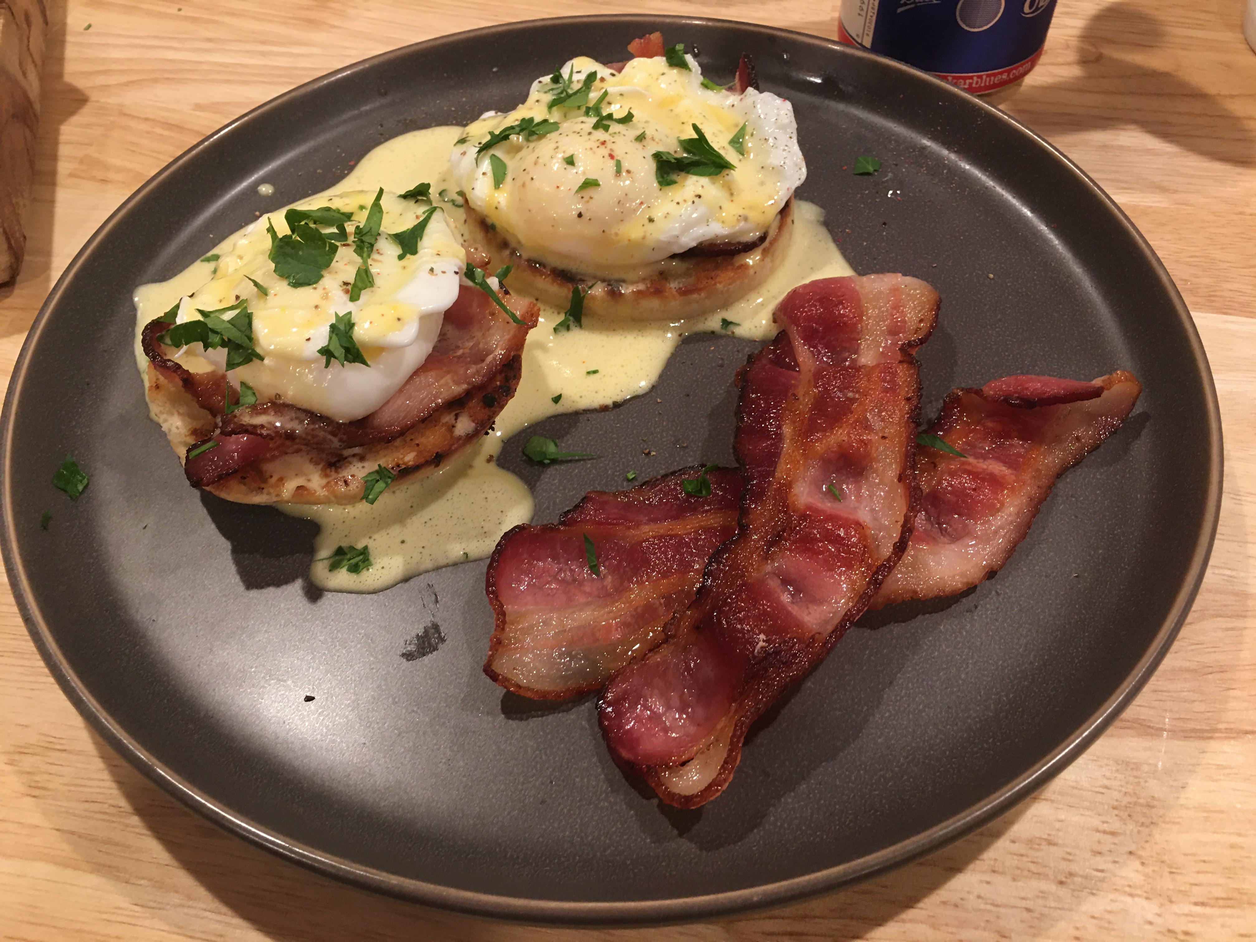 Eggs benny for dinner r/tonightsdinner