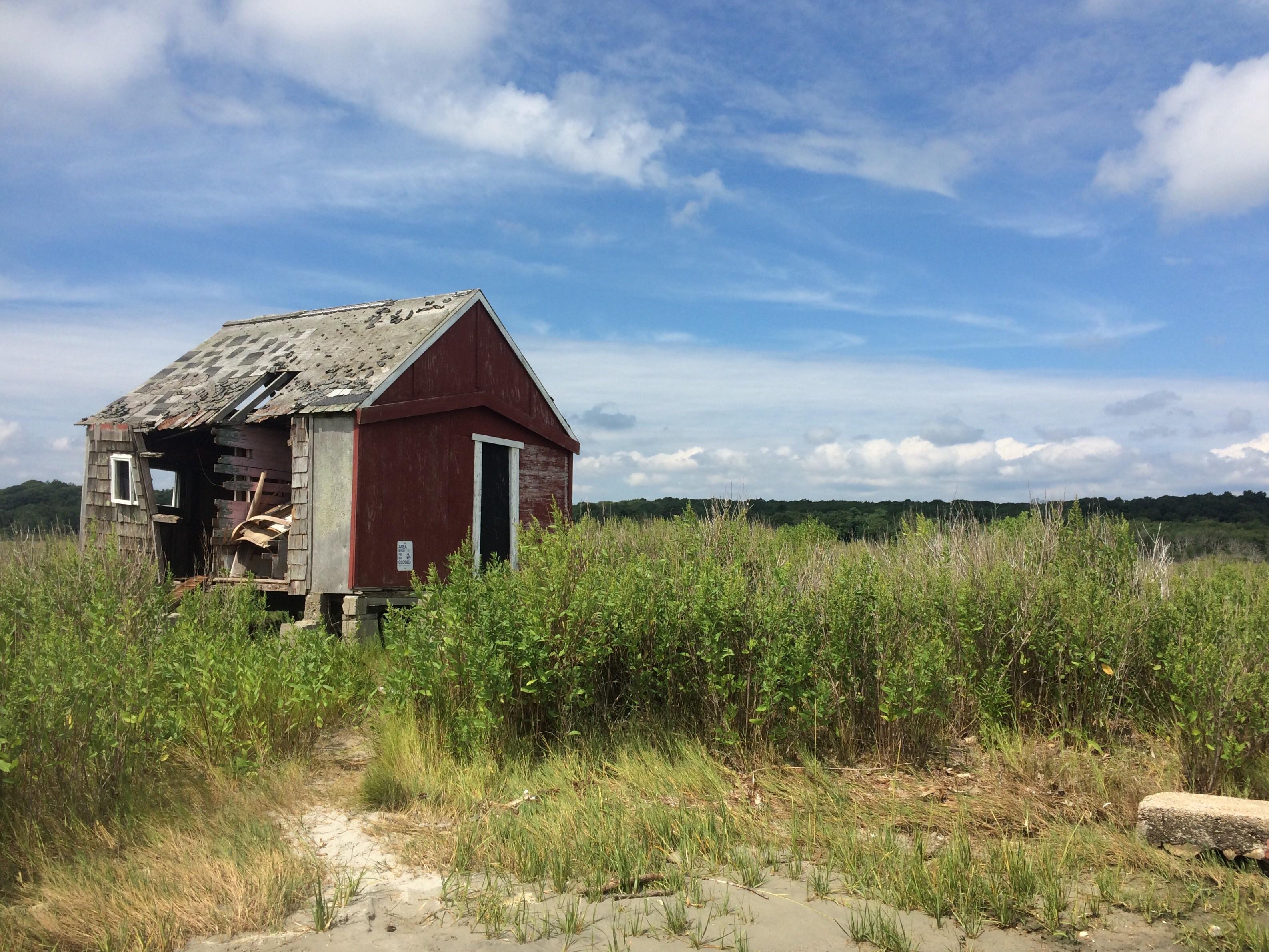 Narrow River, Narragansett, RI r/urbanexploration