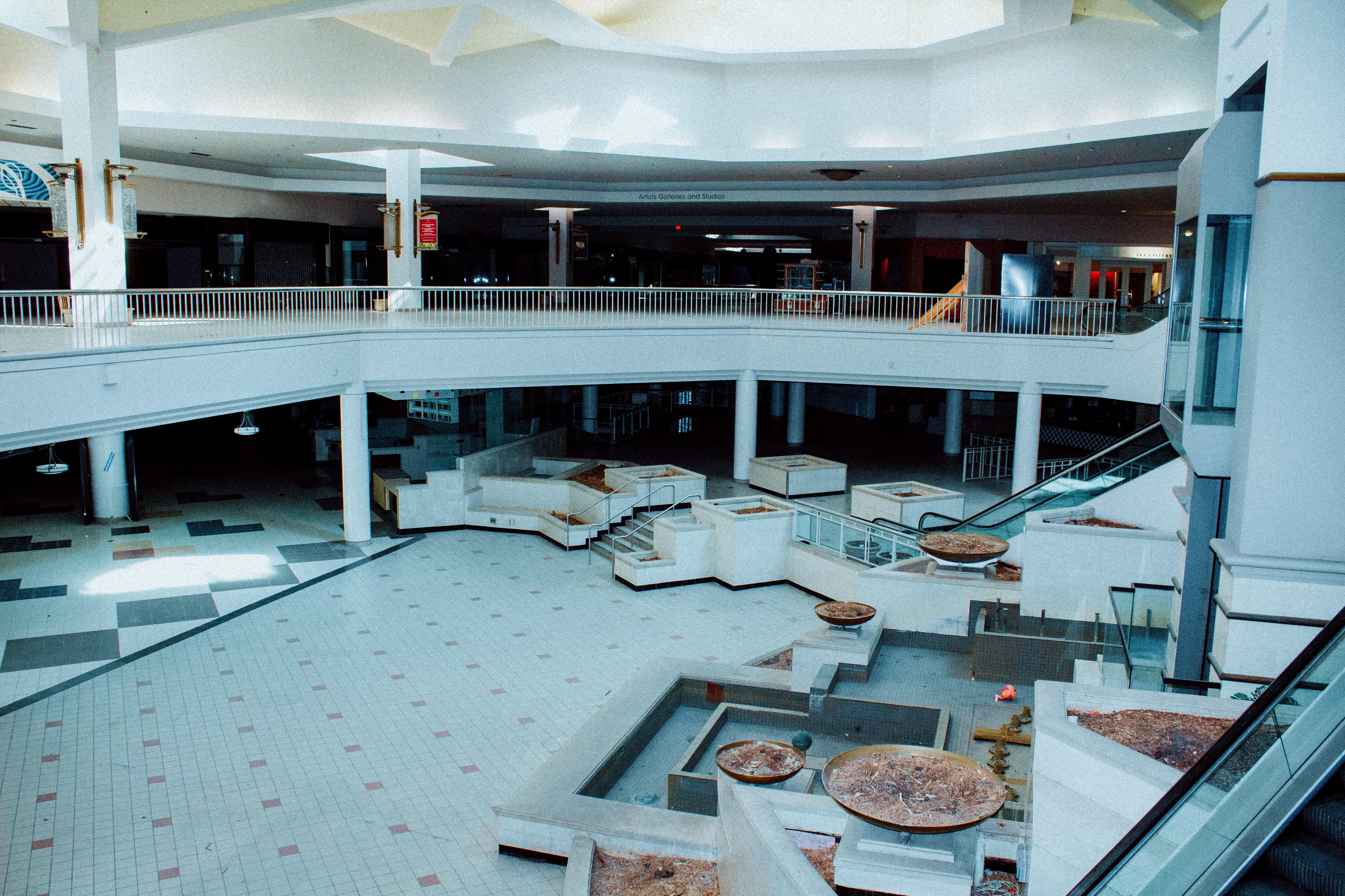 Valley View Center (mic) r/Dallas