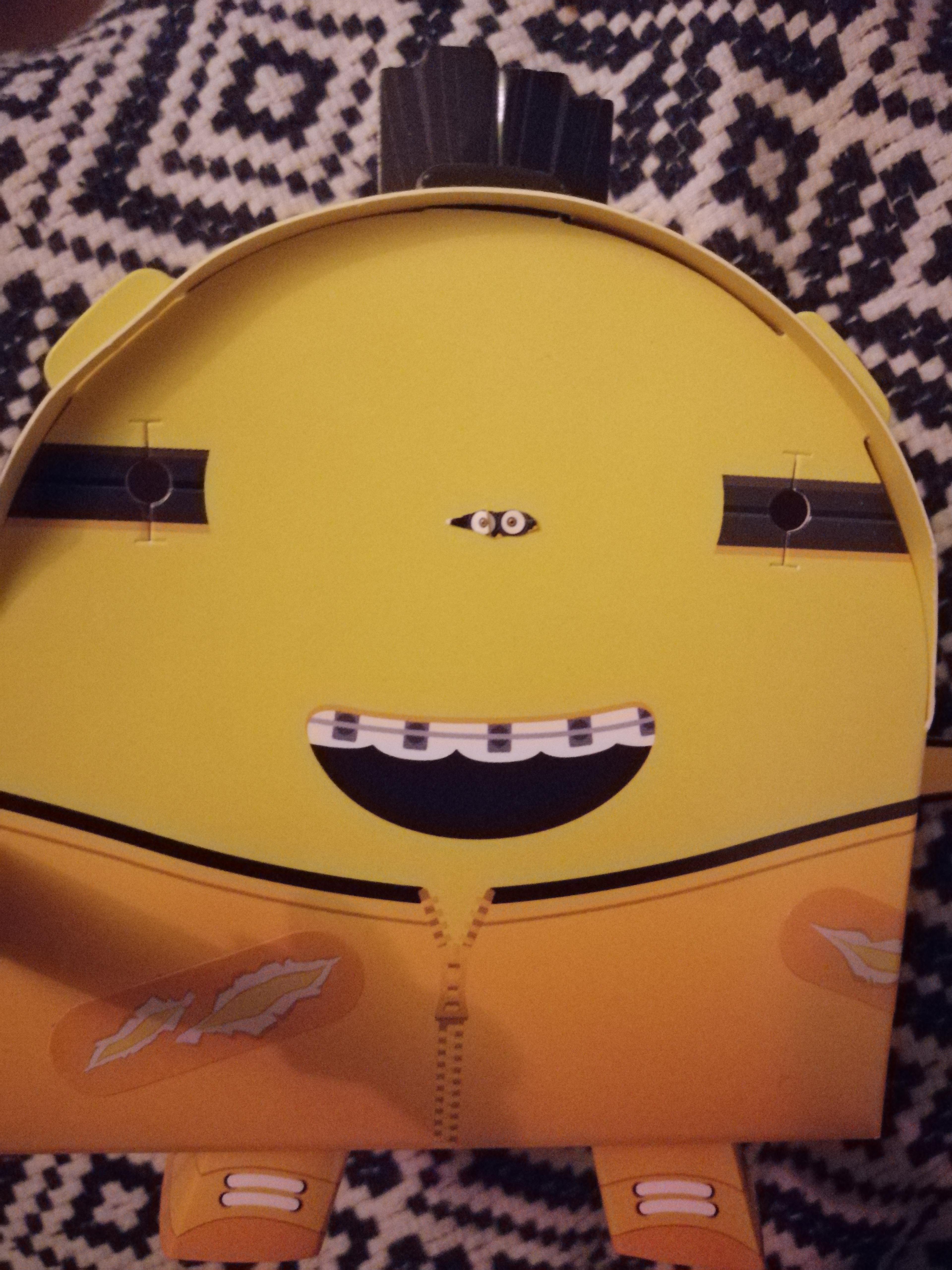 Rare picture of a minion without its goggles on r/funny