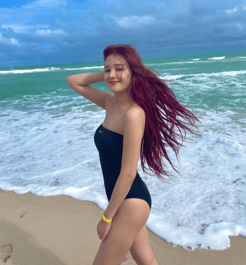 MOMOLAND - Nancy : kpopfap