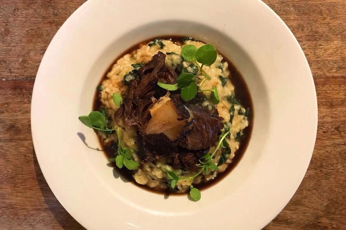 [pro/chef] braised ox cheek, caramelised onion risotto, charred shallot, watercress, braising