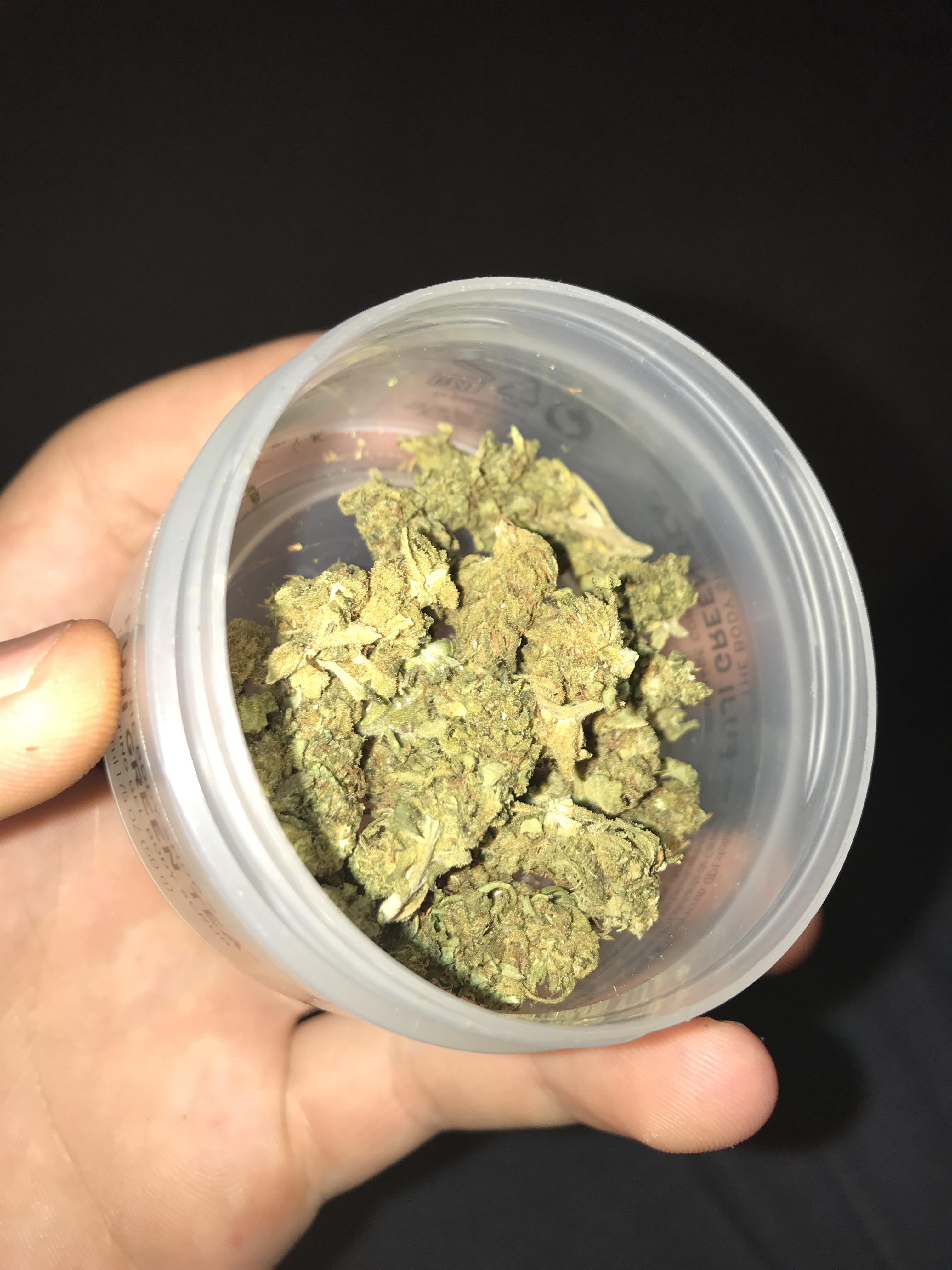 Local weed in South Africa (unknown strain) what do you guys think? r