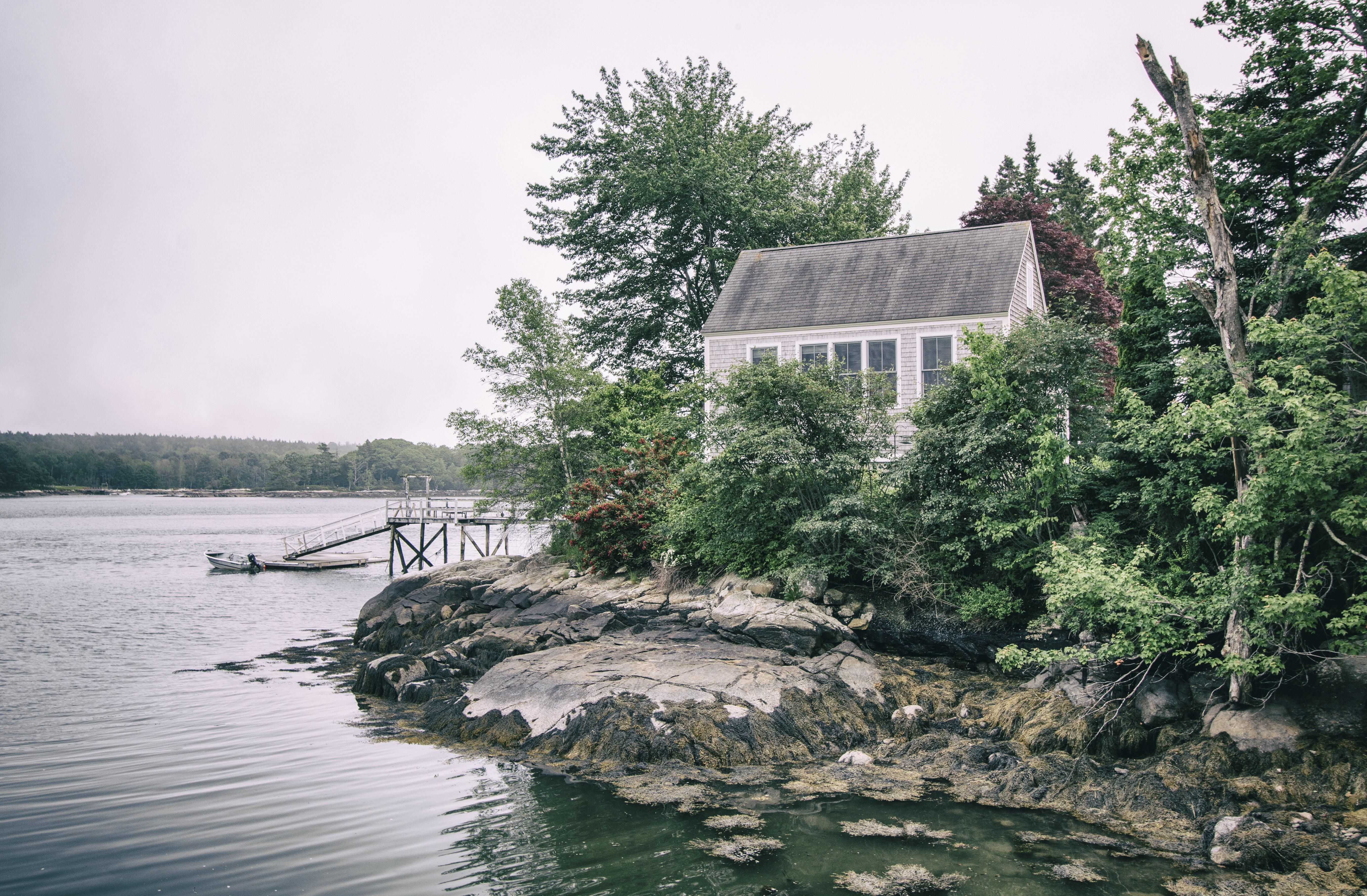 A little inlet near Bremen, Maine.. [canon70d, efs1022mm, analogefexpro2] r/AmateurPhotography