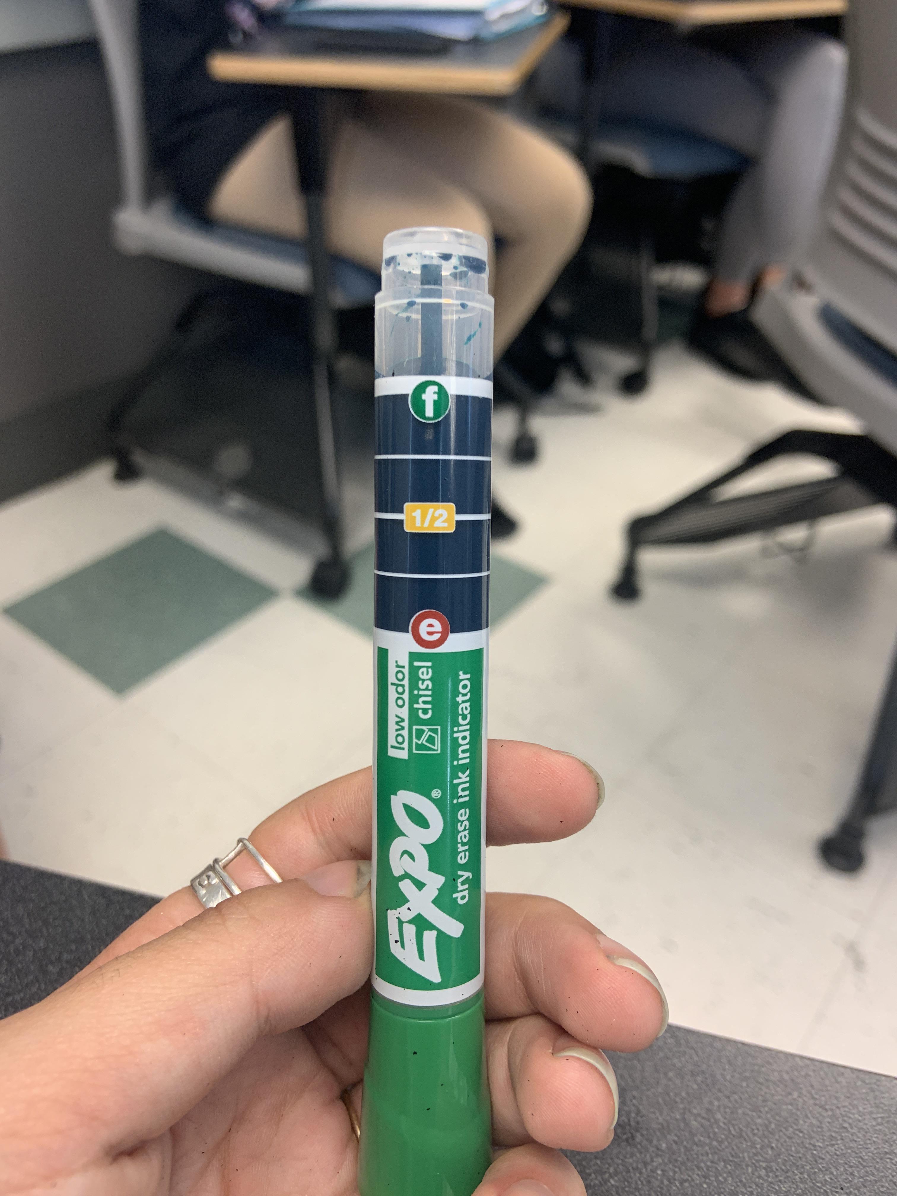 This expo marker in my French class tells you when it’s empty r