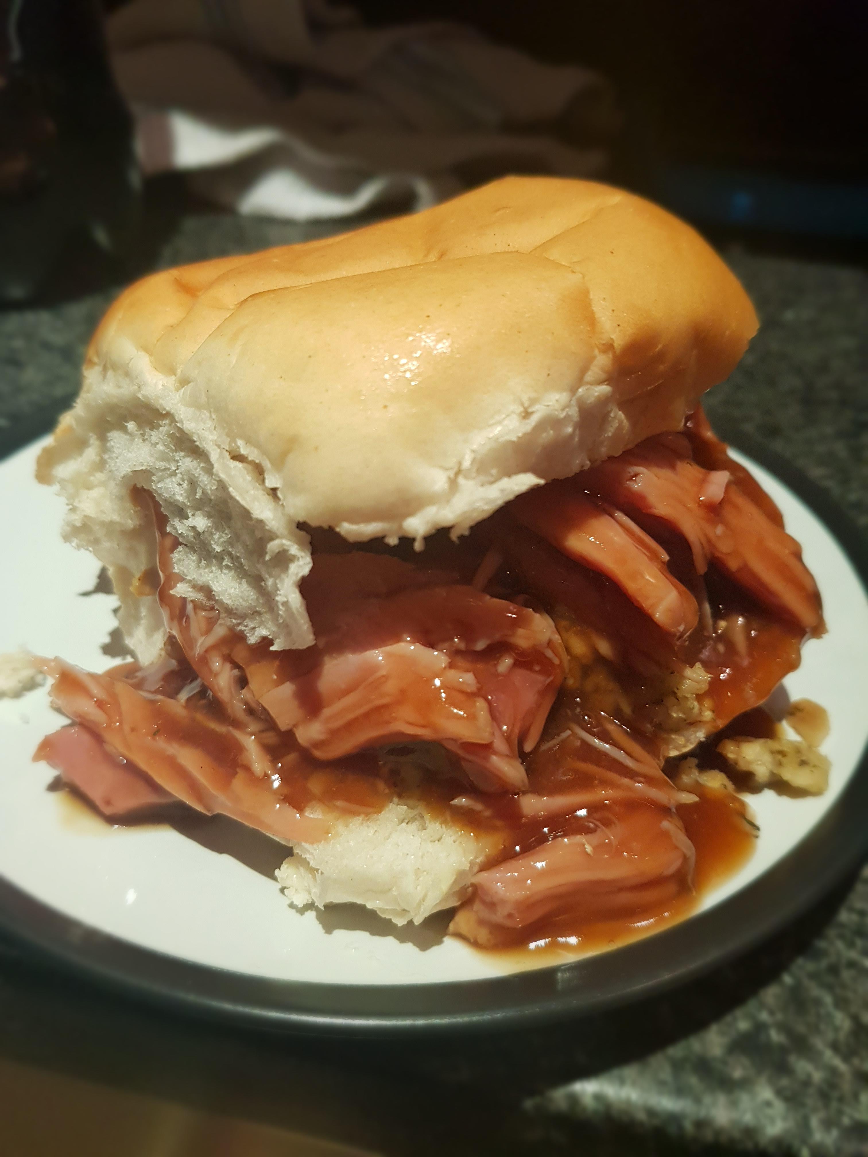 [Homemade] Slowcooked gammon and stuffing and meat juice gravy sandwich