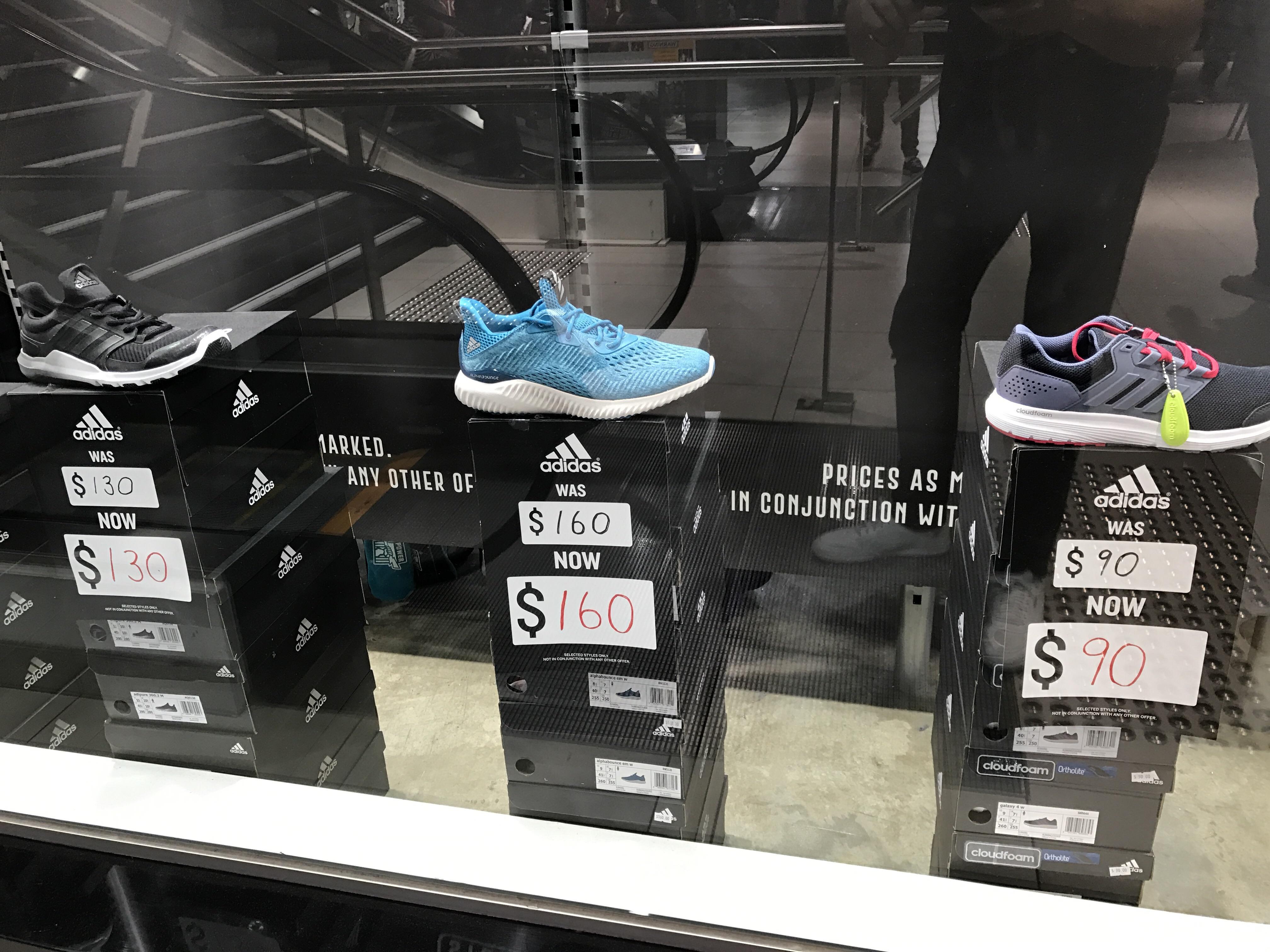 We haven't quite worked out Black Friday sales in Australia yet r/funny