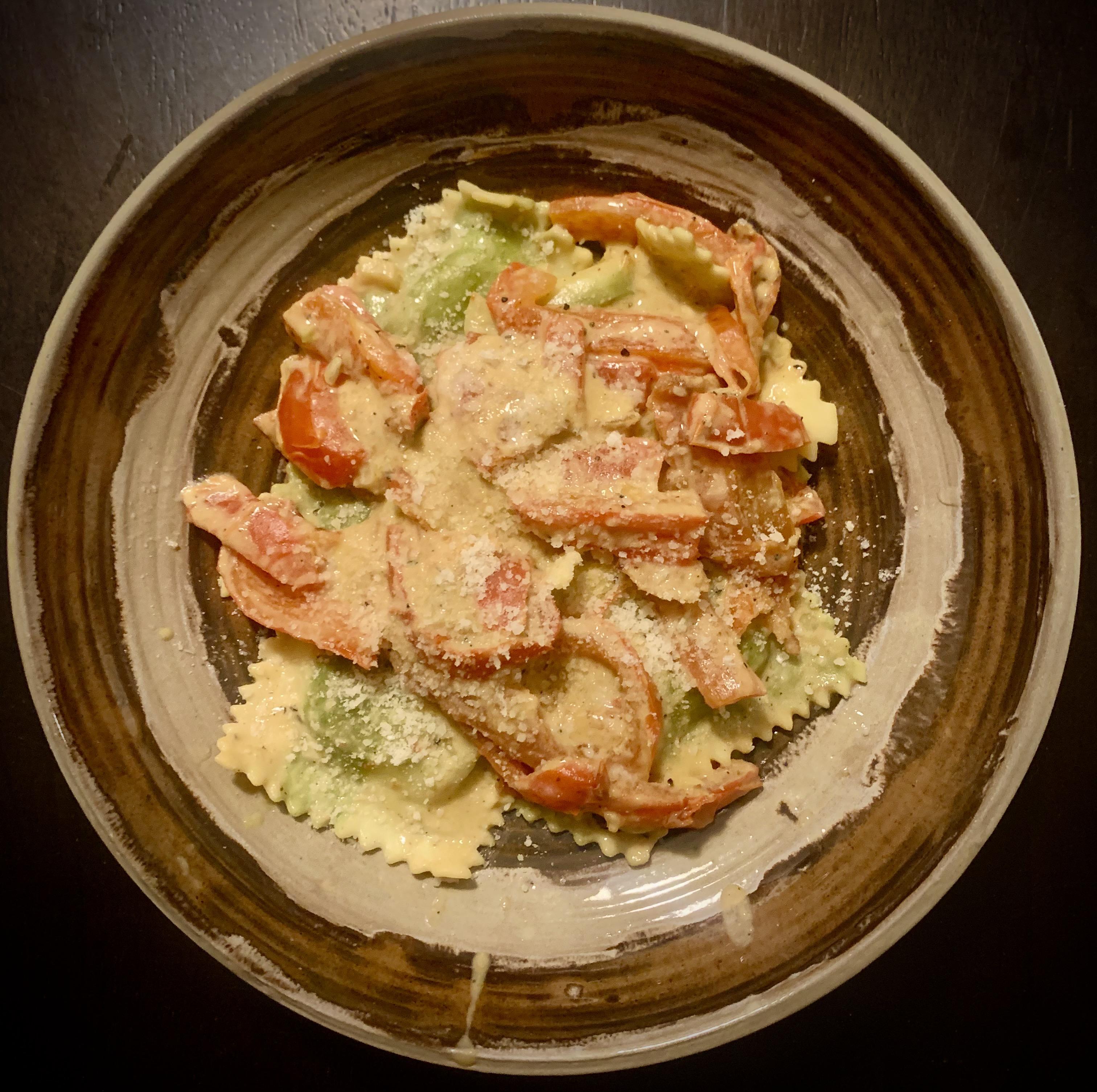 Lemon Spinach Ricotta Ravioli this one was amazing! 🤤 r/hellofresh