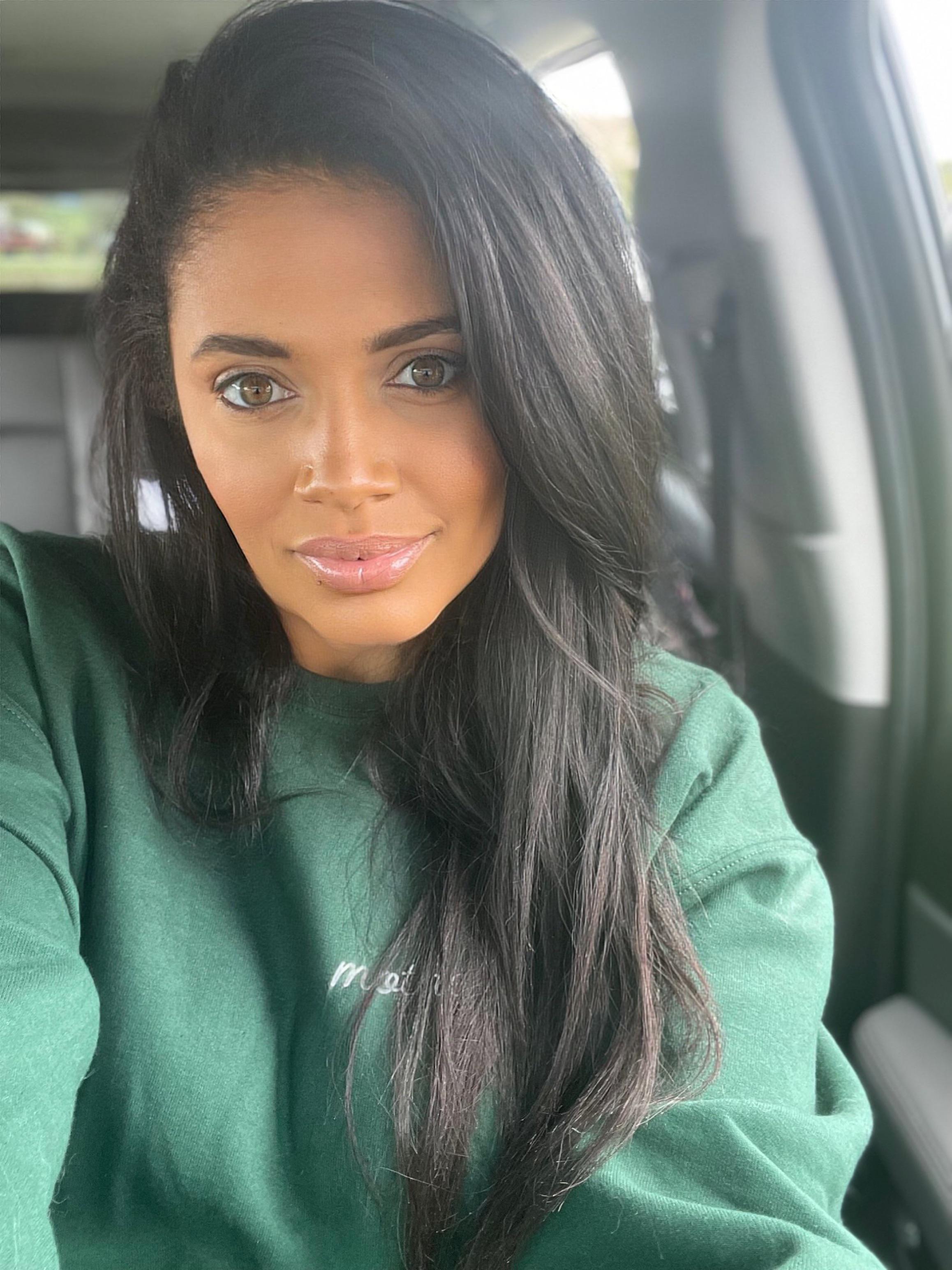 Going to get a pedicure : u/MaxxMarie