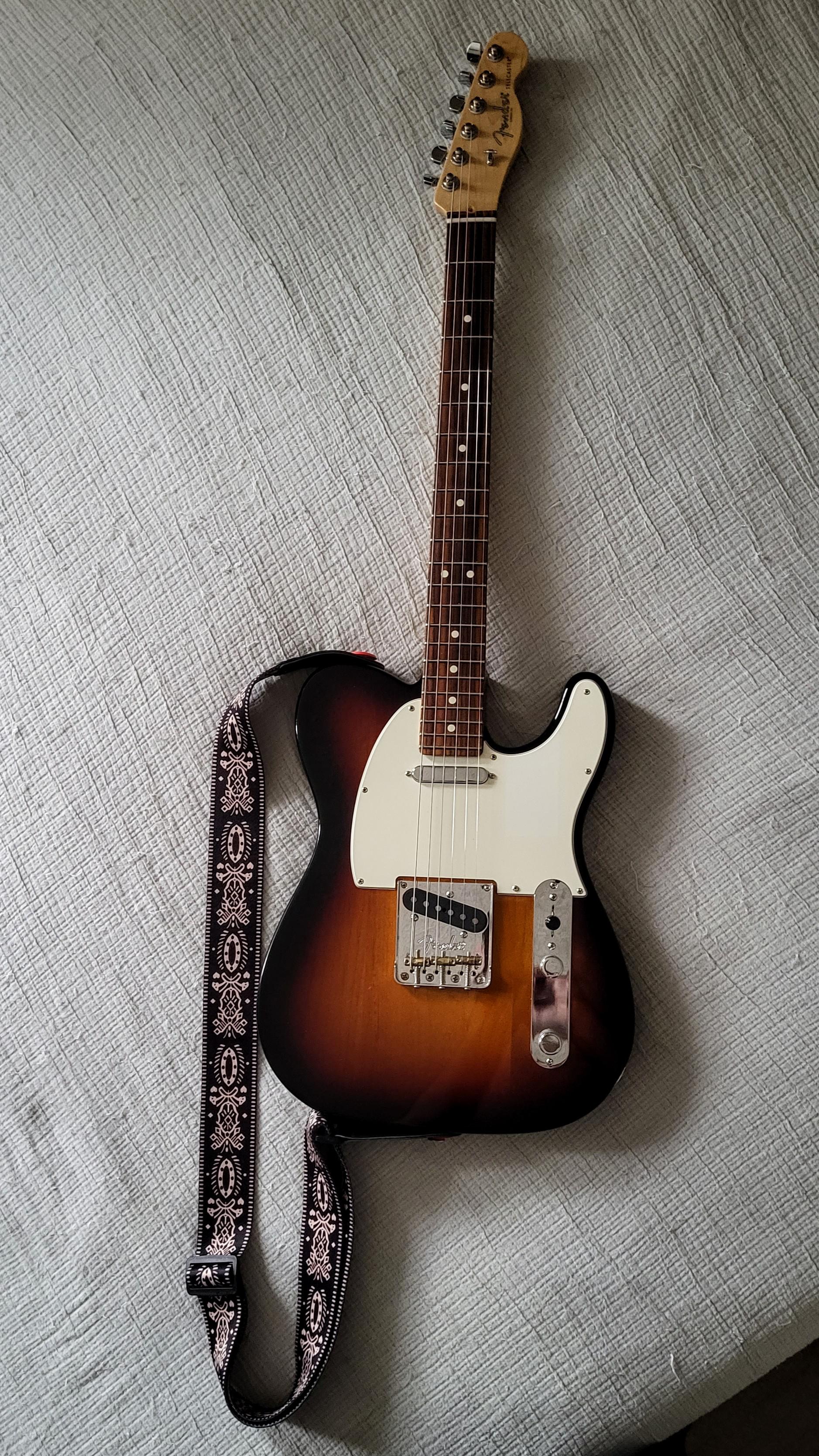 2016 Fender American Professional Telecaster 3 color sunburst with