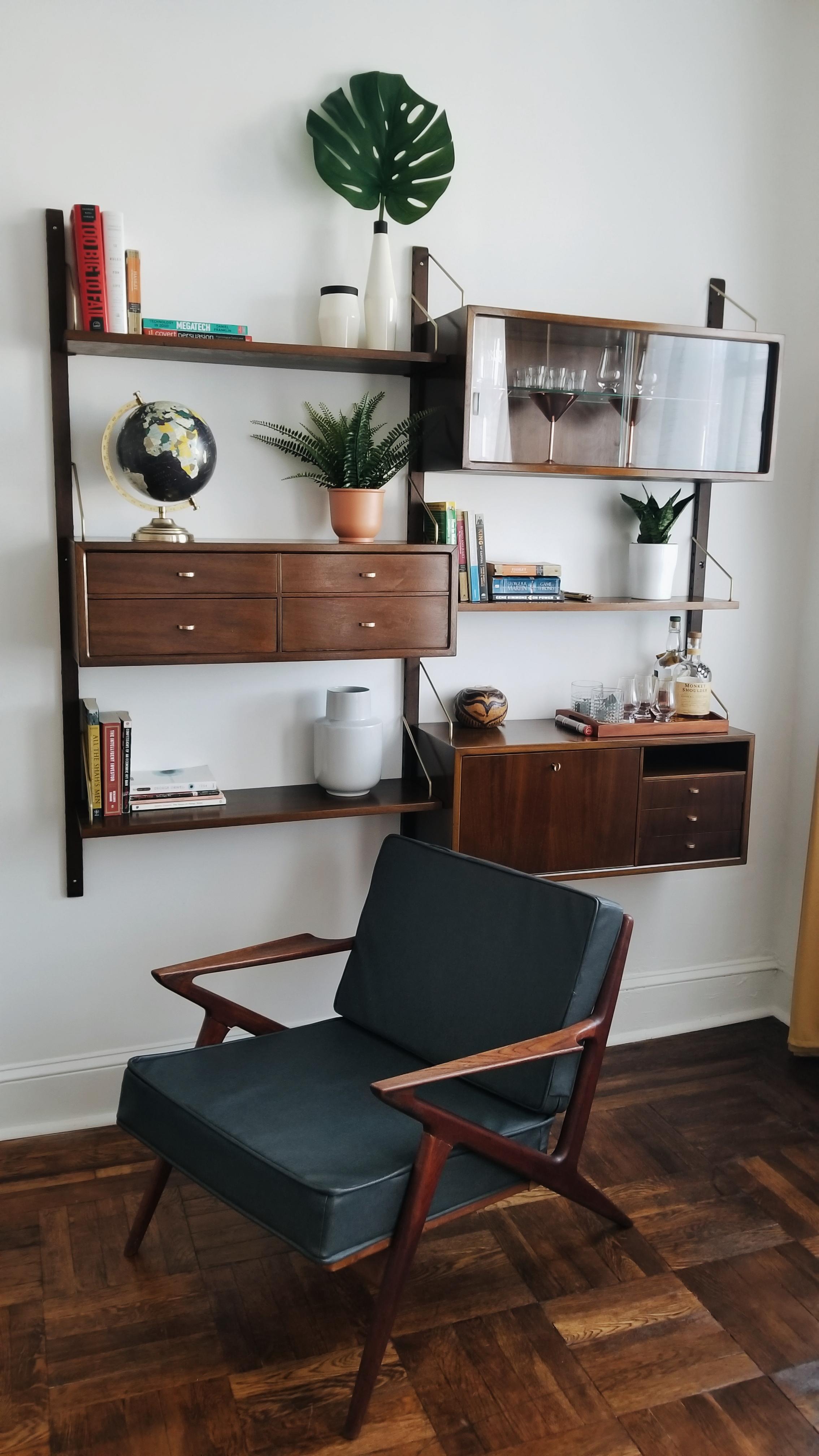 Picked up an Early Cado Unit r/Mid_Century