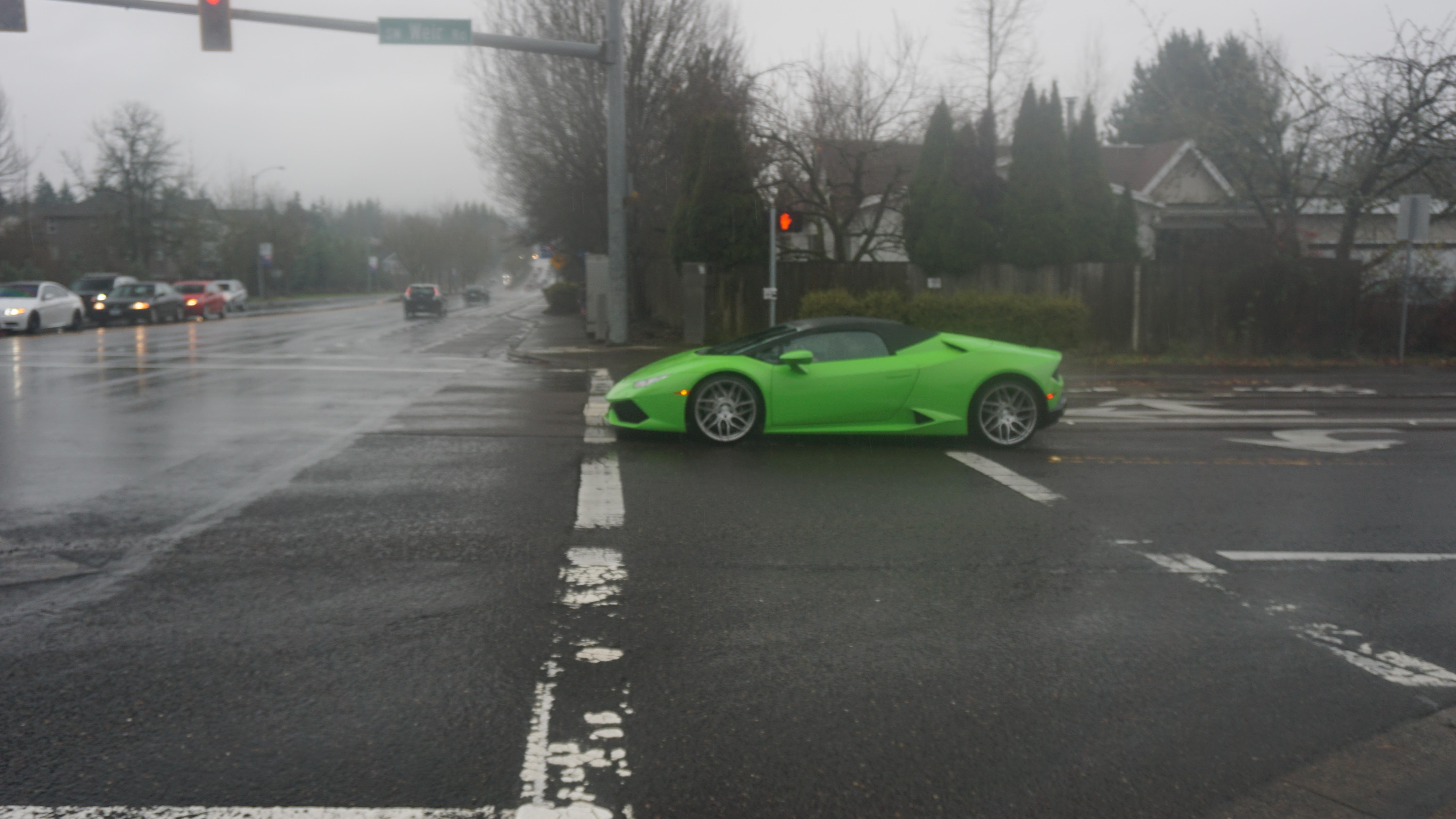 Huracan] spotted near portland oregon. owner bisforbuild