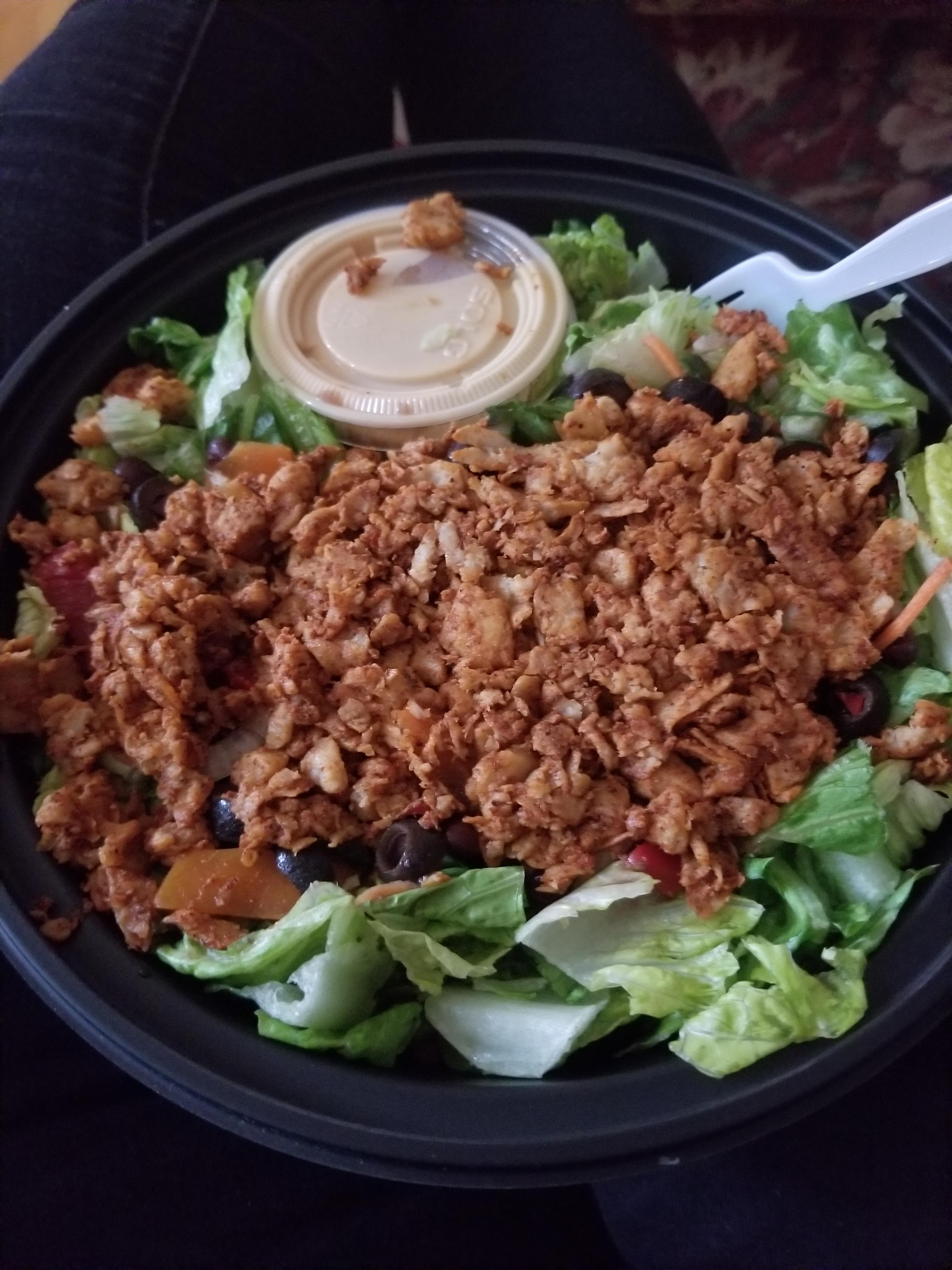 My costco food court has vegan salads!! r/vegan