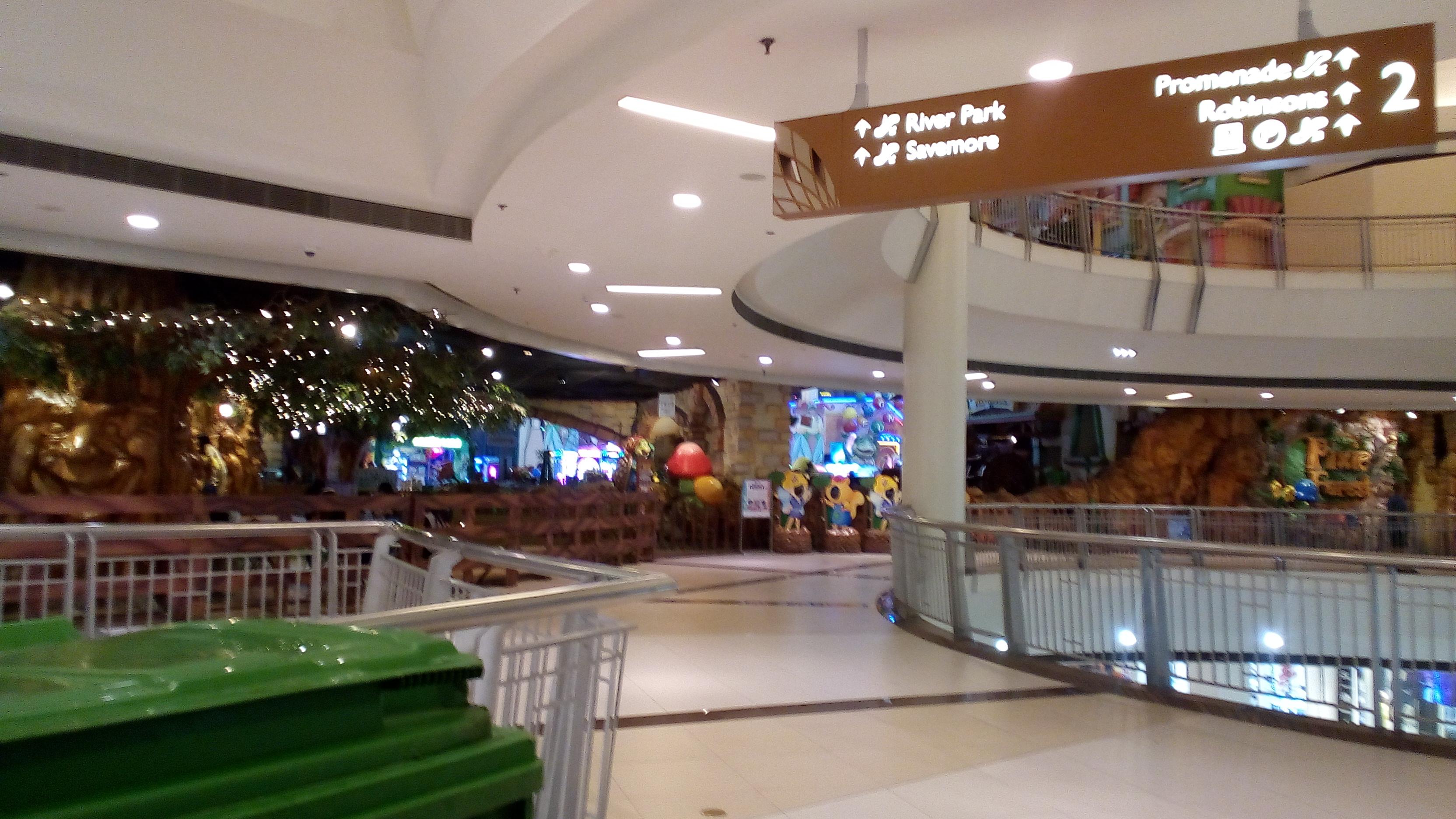 Festival Mall (Pixie Forest Outside) r/LiminalSpace