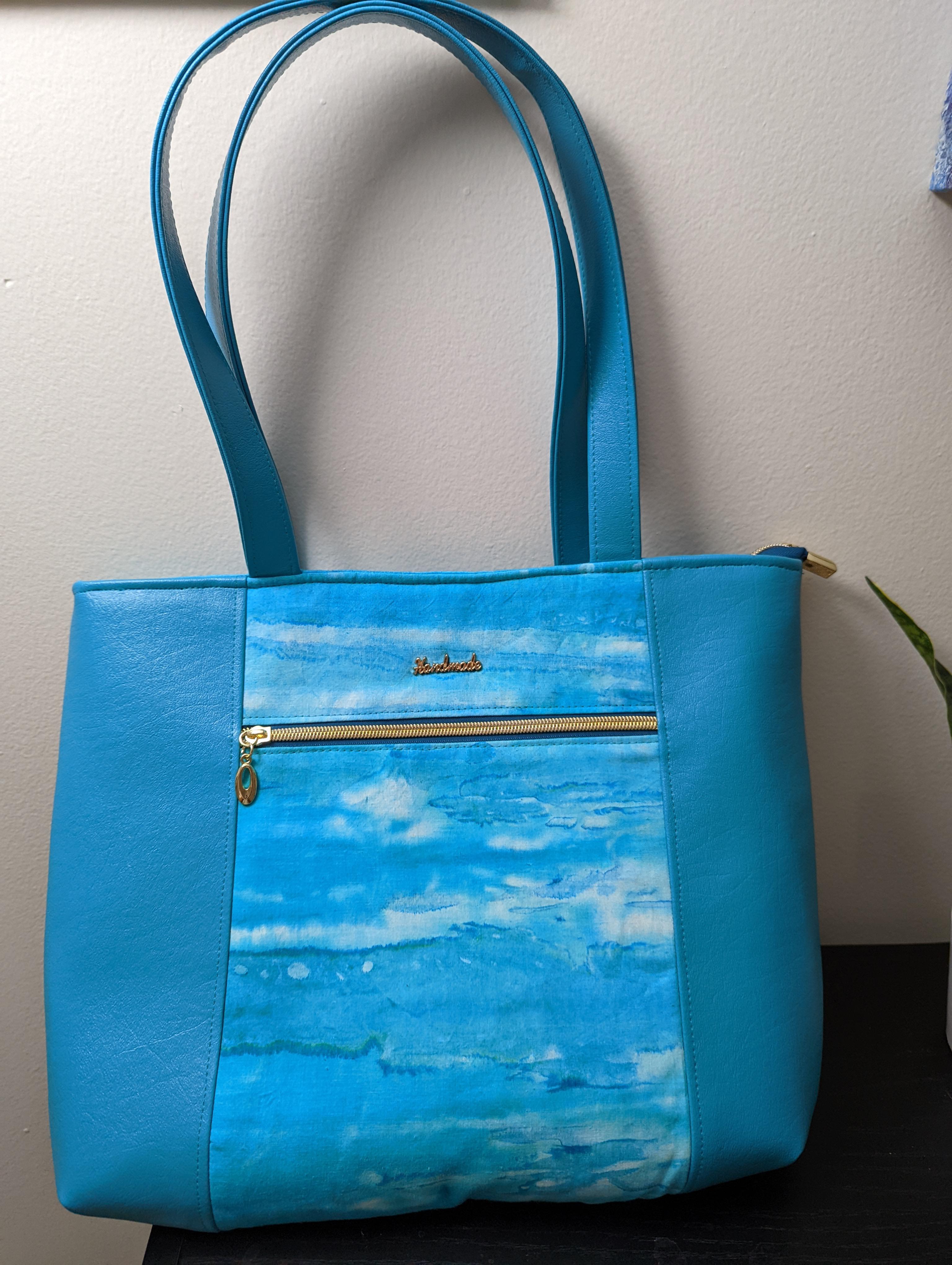 I made my first handbag! r/sewing