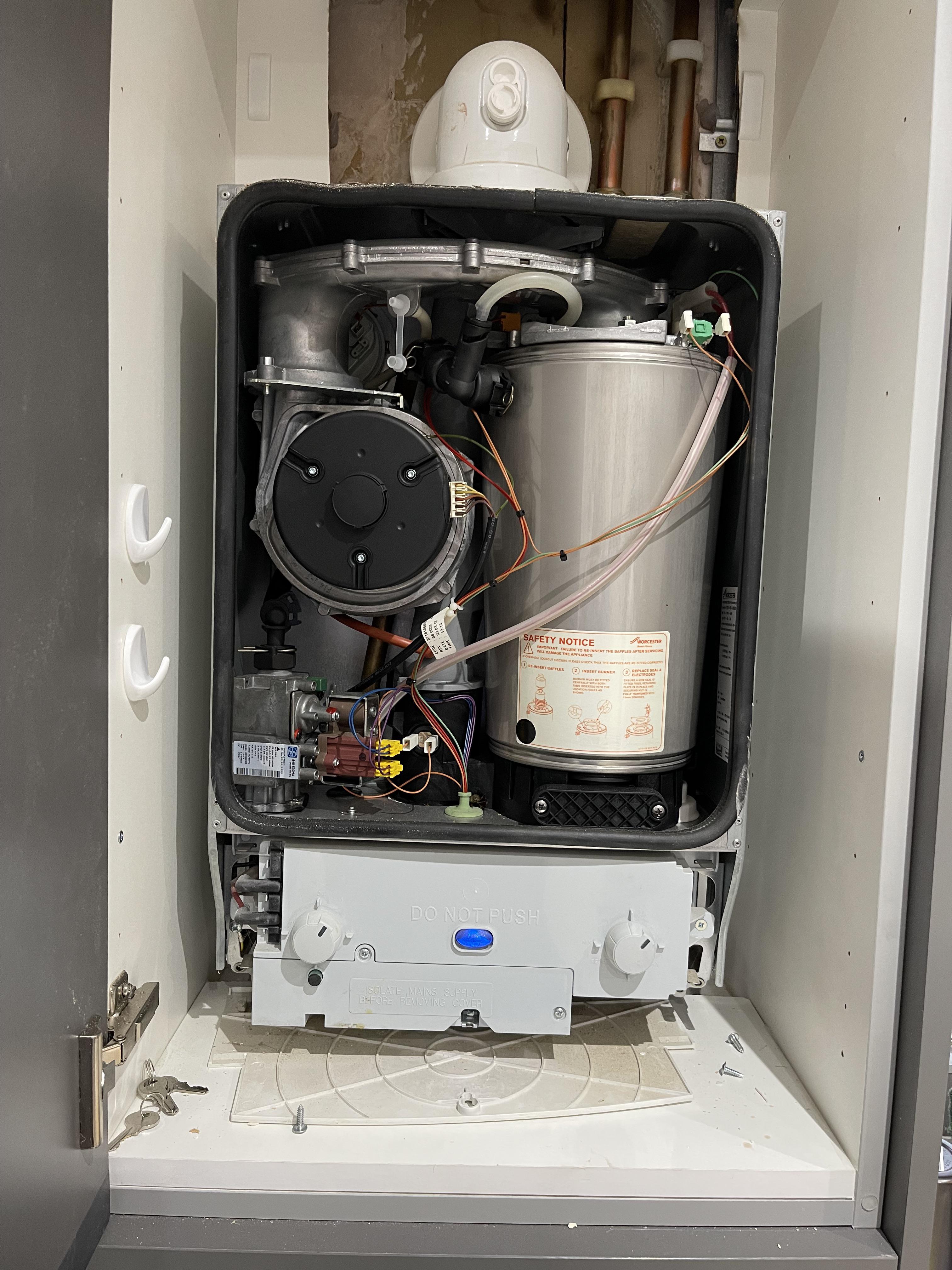 Greenstar 12ri can’t find pressure gauge or filling valve and manuals aren’t any help? Moved