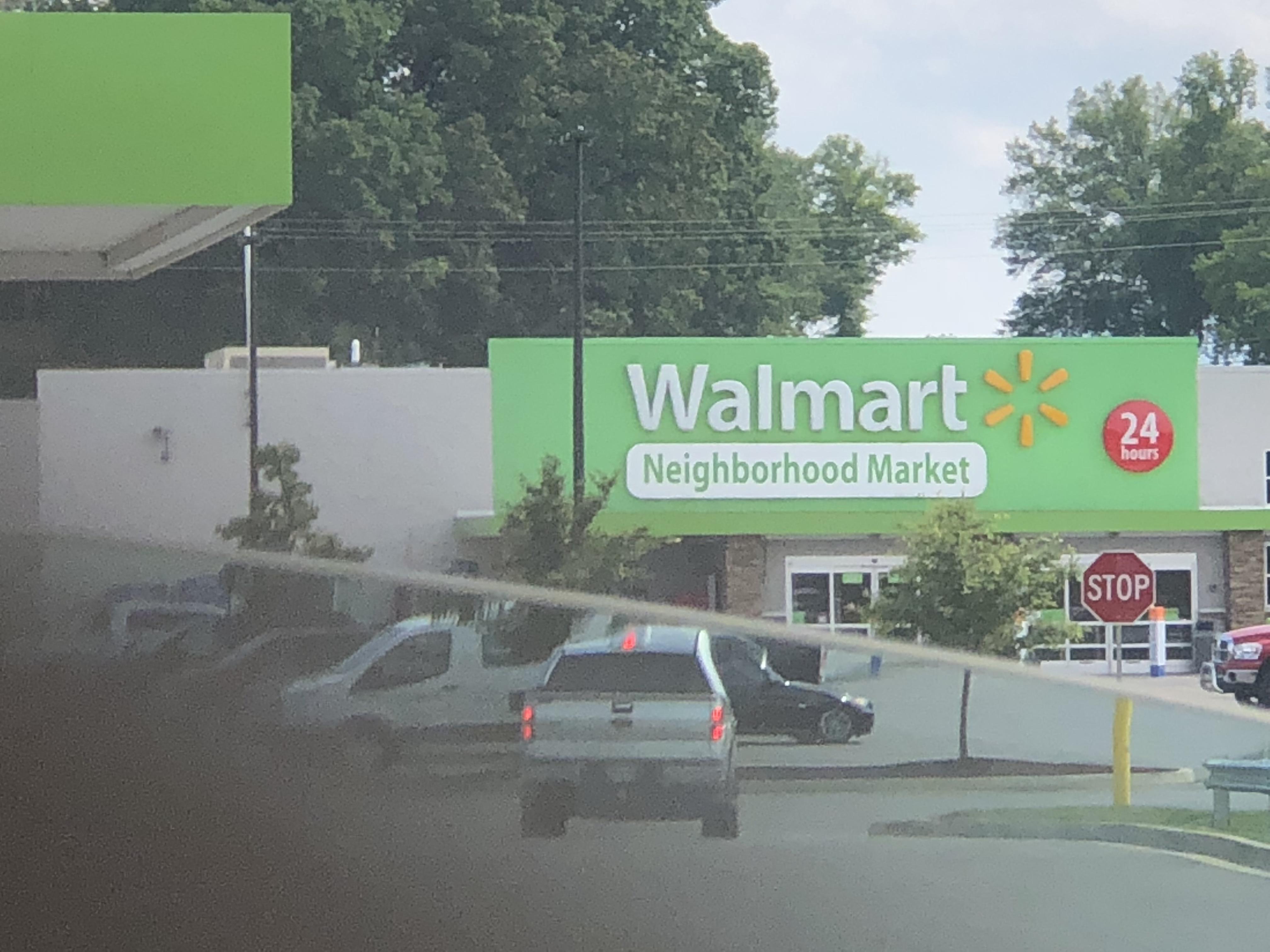 Green Walmart sign. r/mildlyinteresting