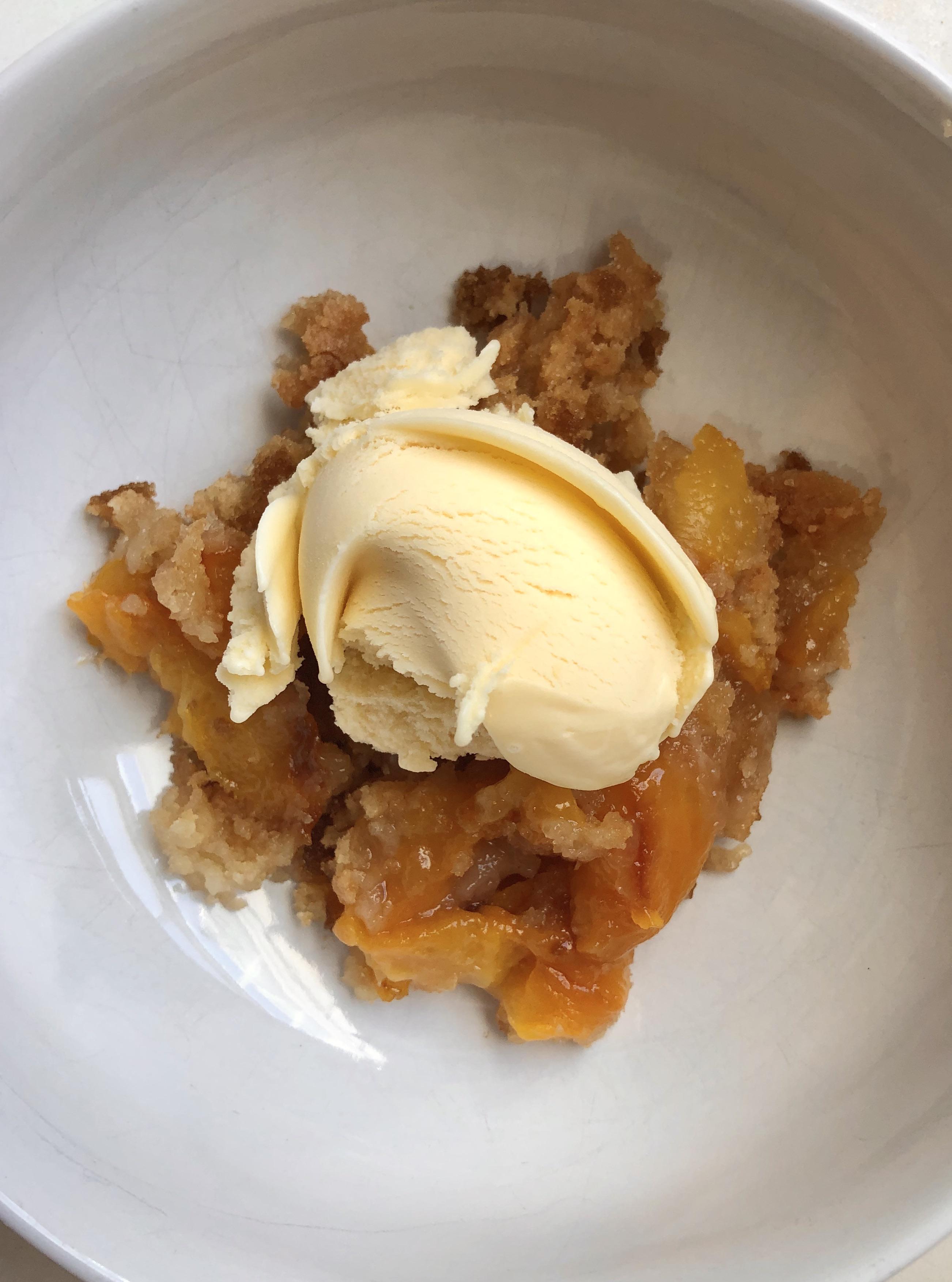 [homemade] Peach Cobbler with Buttermilk Vanilla Ice Cream r/food