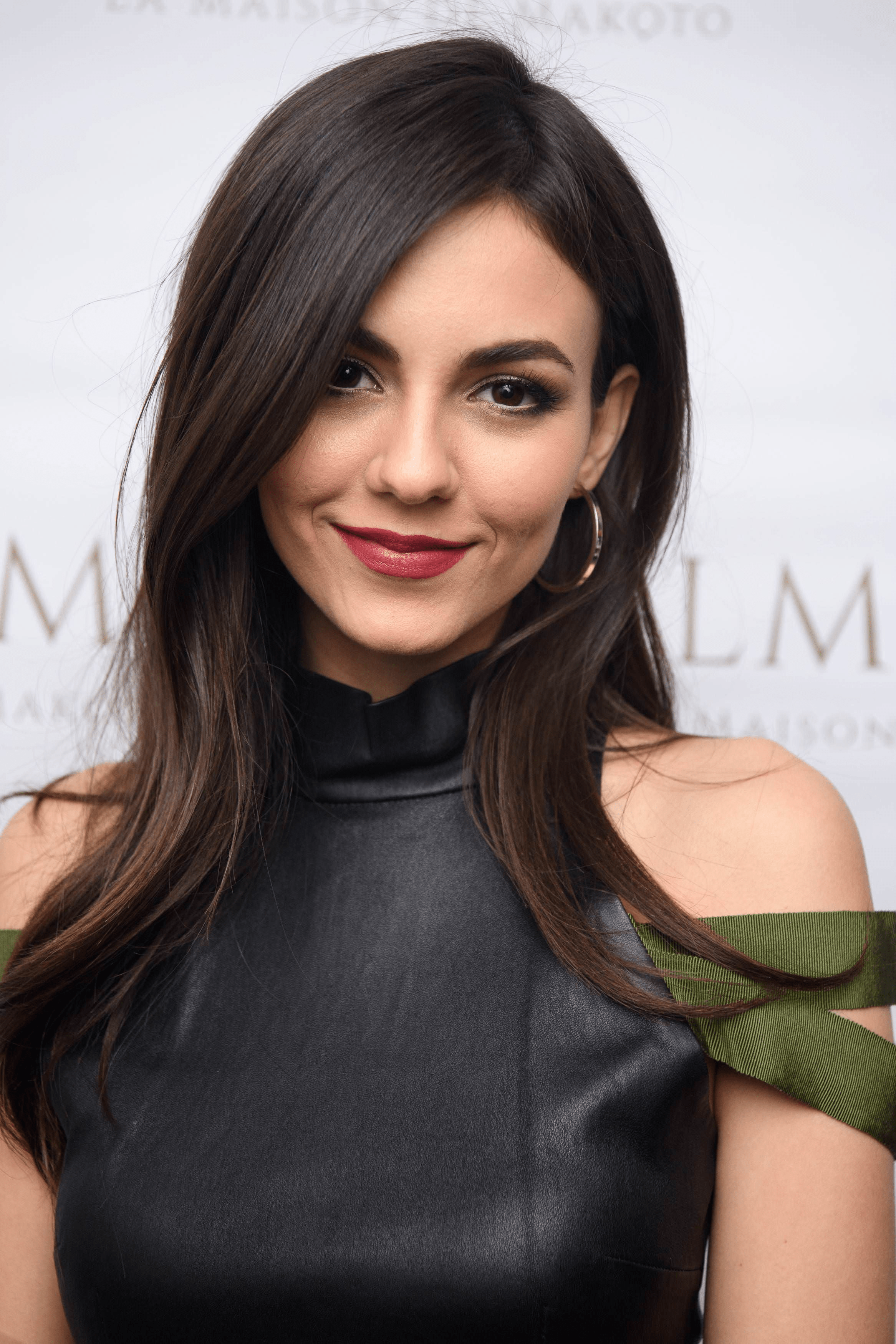 Victoria Justice LadiesInBlack