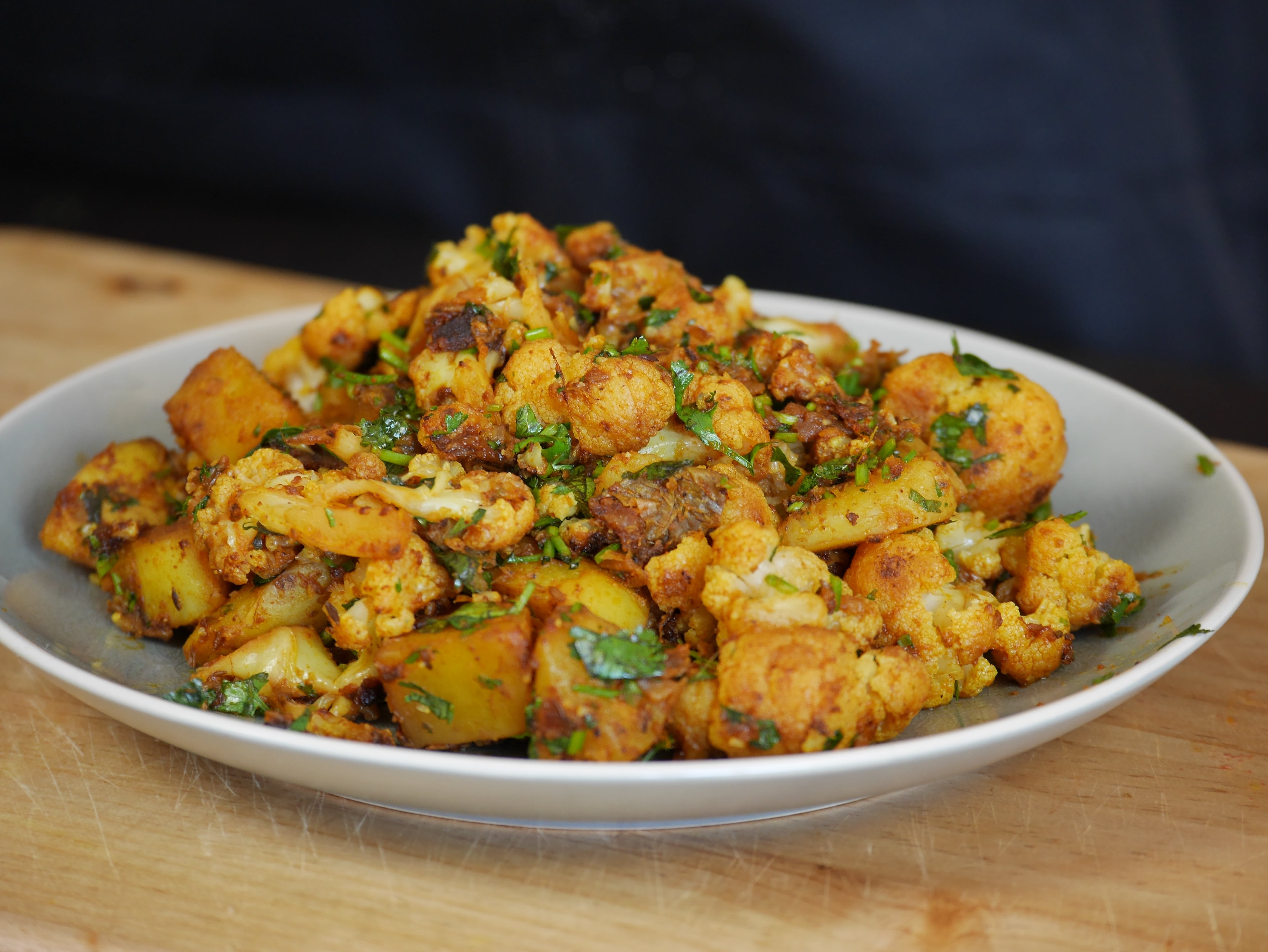Cauliflower Curry with Garam Masala r/veganrecipes