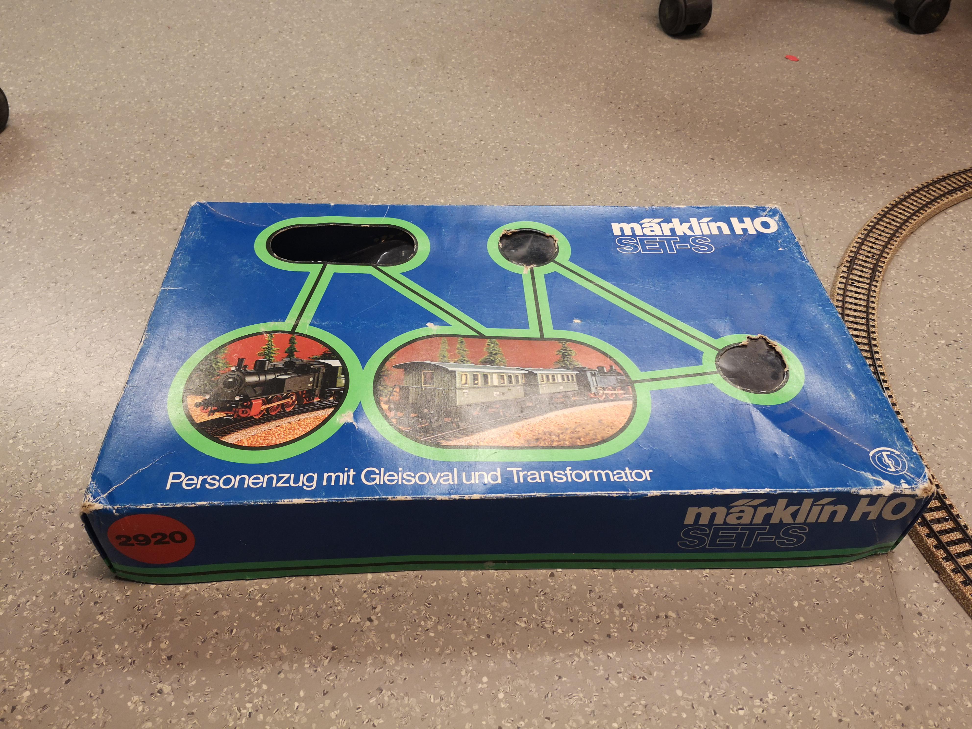 We found this old model train set today. Can anyone tell us anything