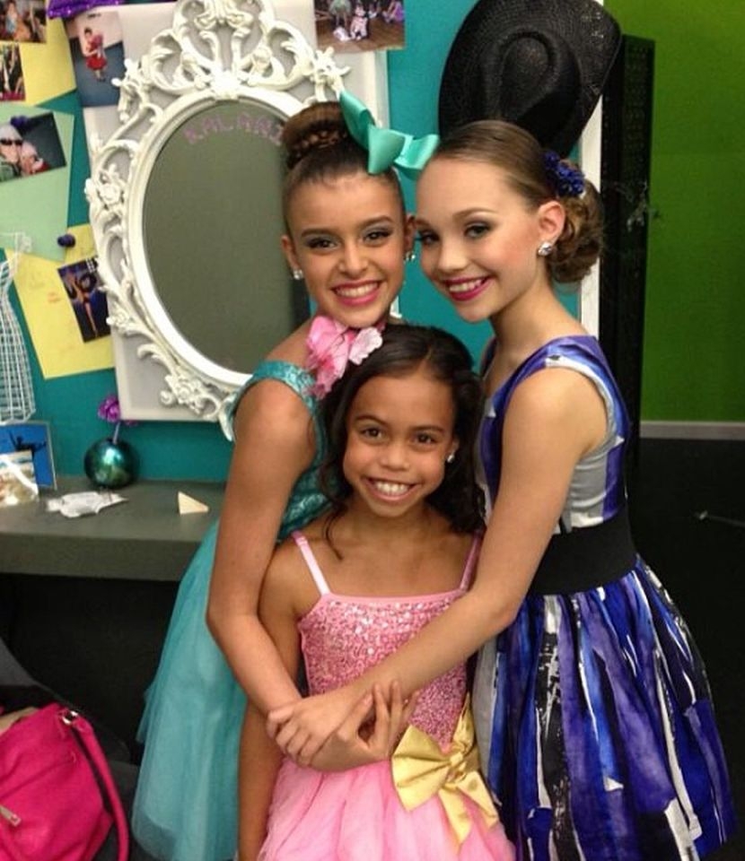 Kalani, Maddie, Asia behind scenes throwback r/dancemoms