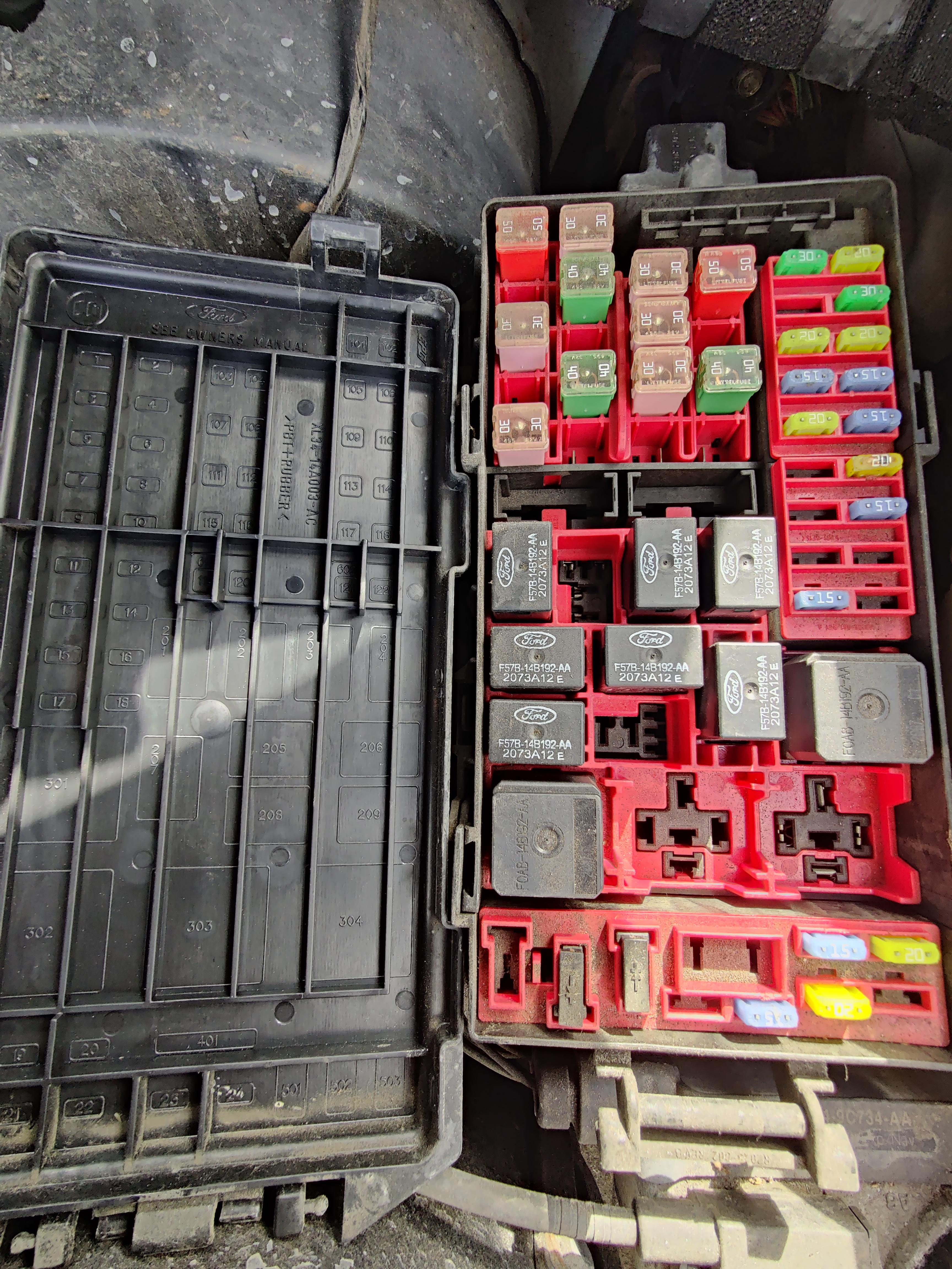 Lid diagram doesn't exactly match fuses. 2002 F150 4.6 cranks but now