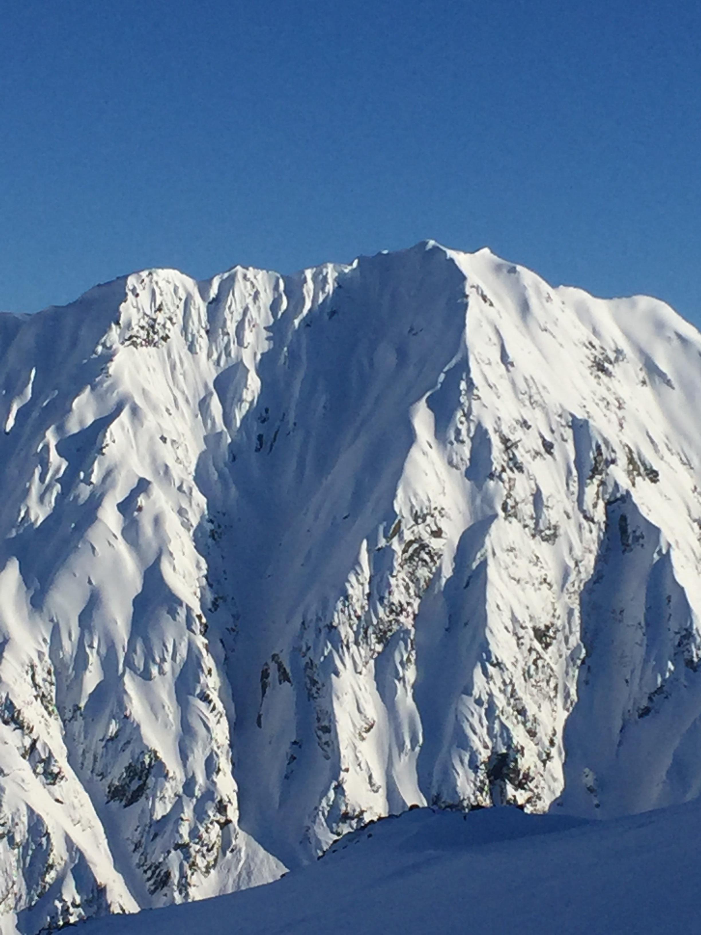 Wolverine Peak, Chugach State park, Alaska. [1334x750] r/EarthPorn