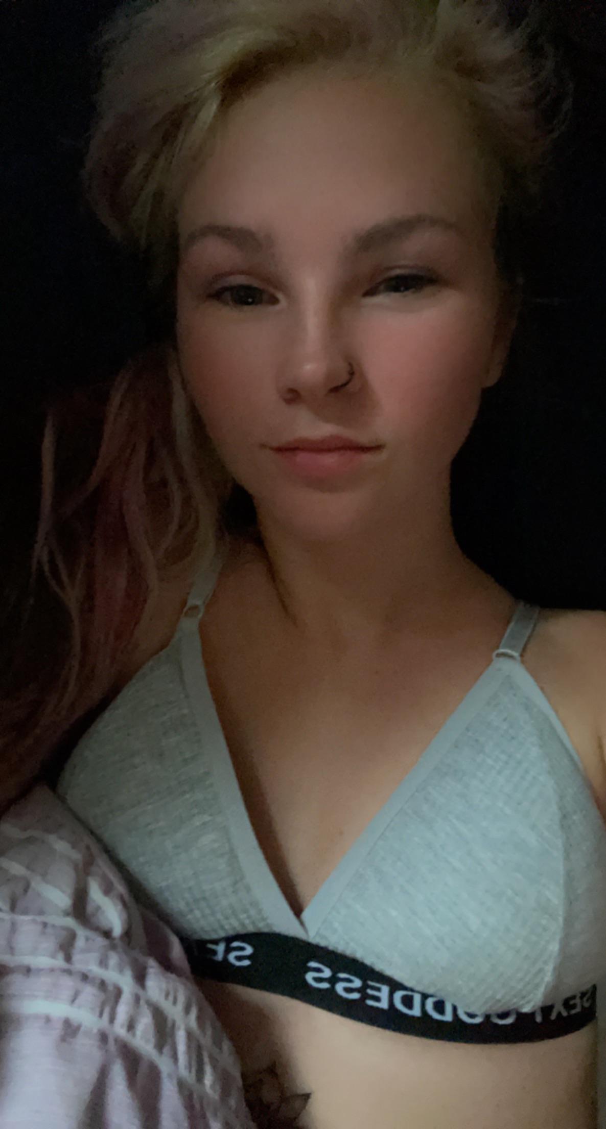 What do you think of my tiny B cup tits? : B_Cups