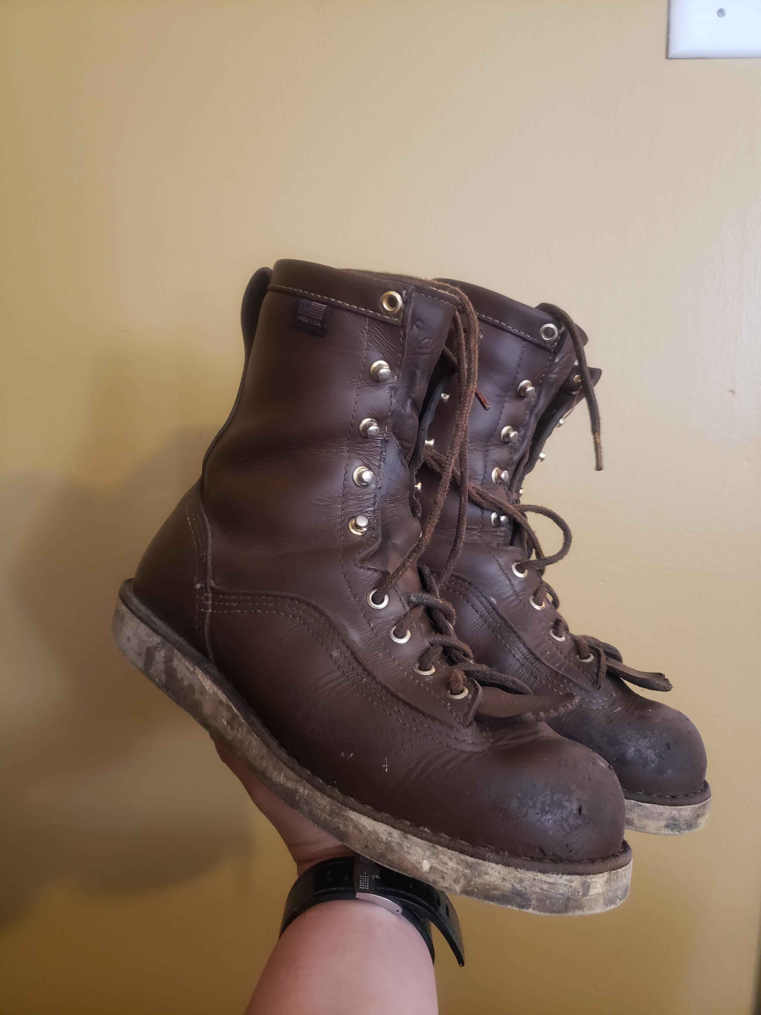 Danner Bull Run Moc Toe 6in vs Thorogood Heritage Moc toe wedge 6in WorkBoots