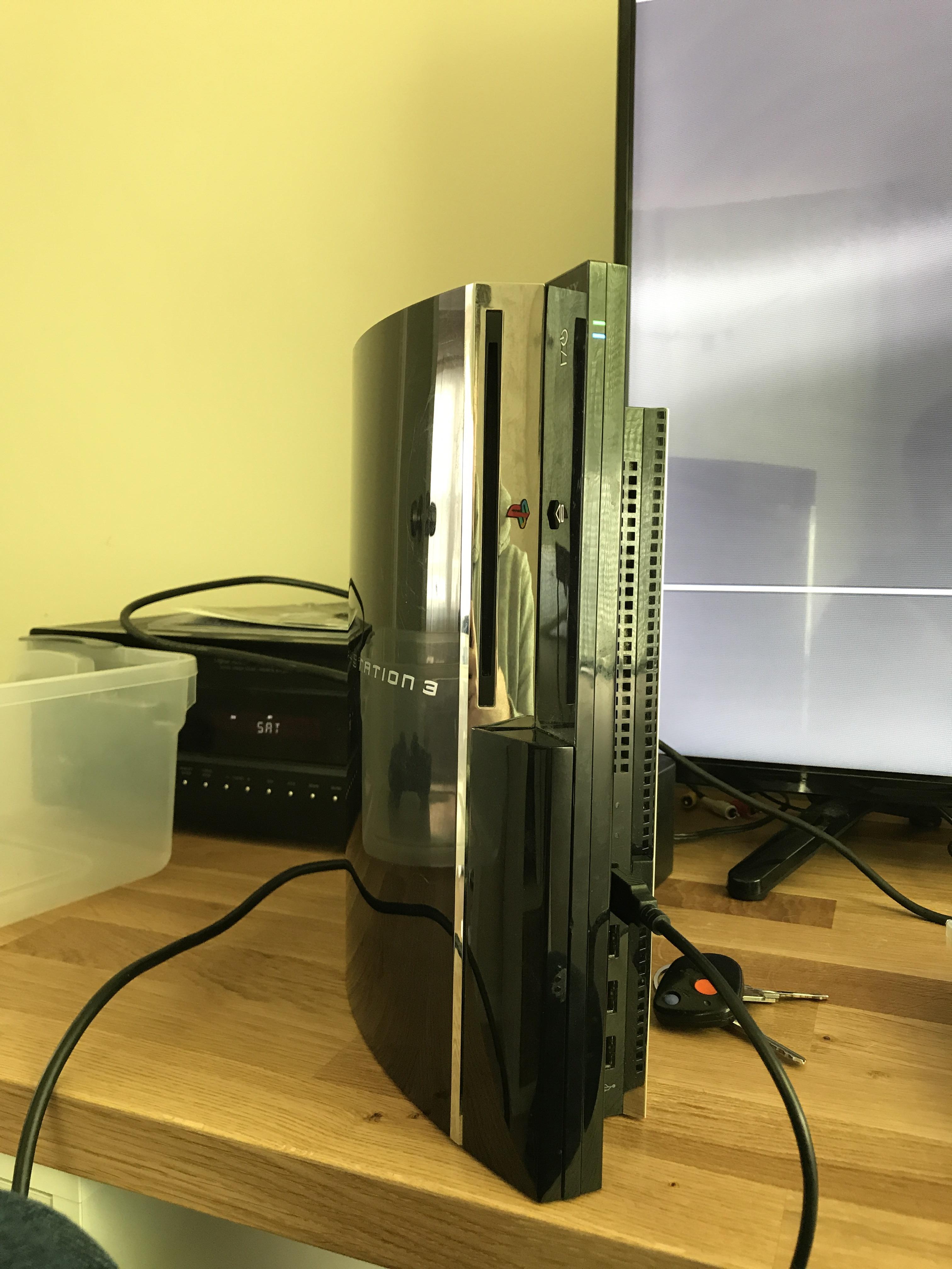 Picked up a CECHE01 (80gb, b/c) PS3 off Craigslist for 60 Great way to end 2017! r