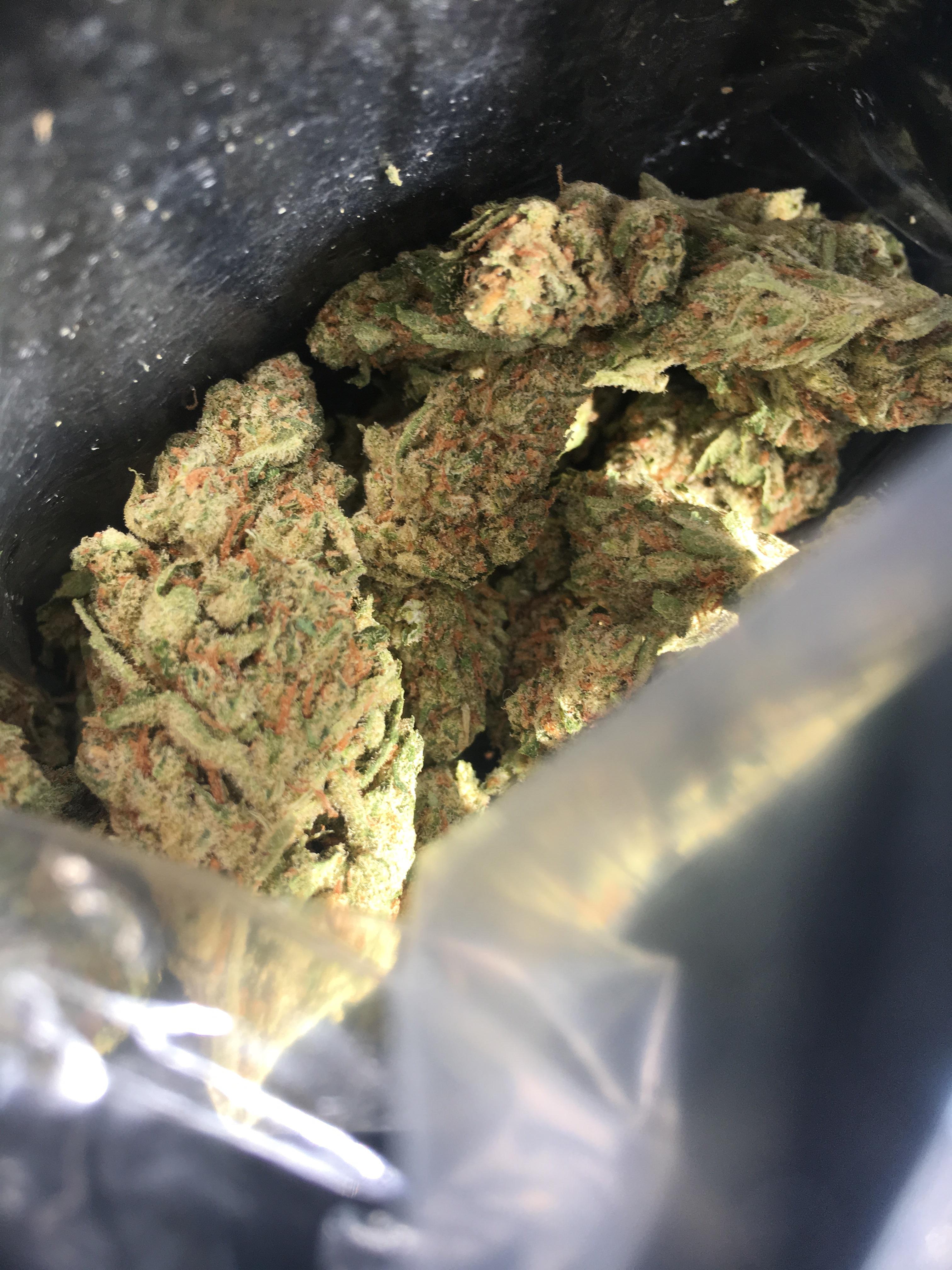 Some 🔥🔥 (Sour D X SFV OG) I picked up yesterday. r/trees